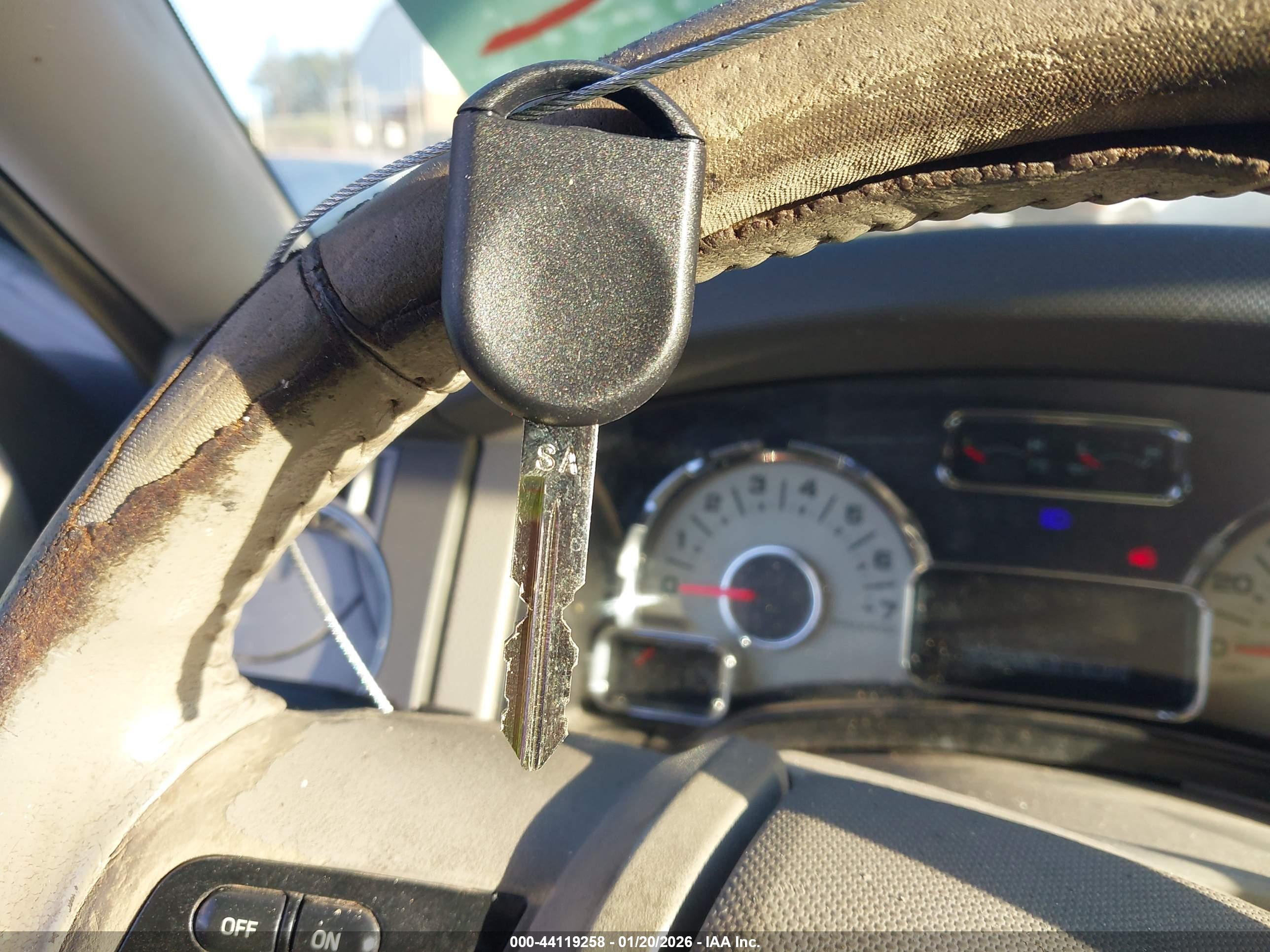 FORD EXPEDITION image 11