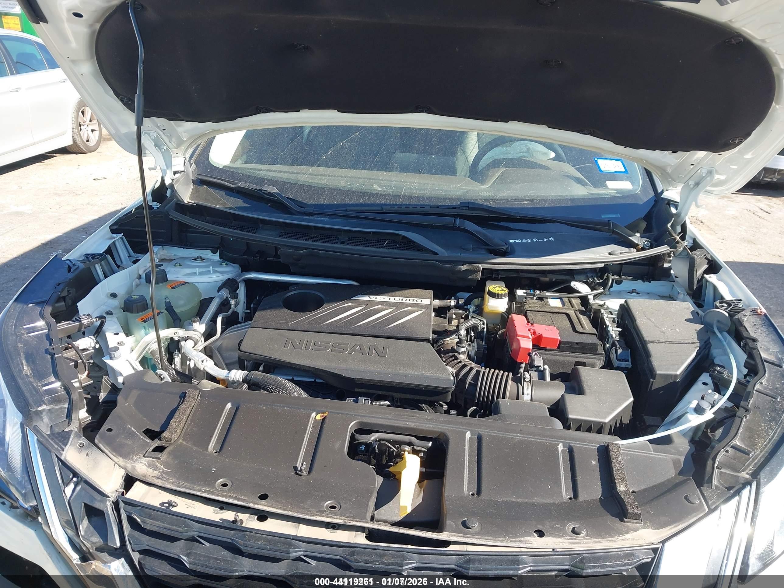 NISSAN ROGUE image 10