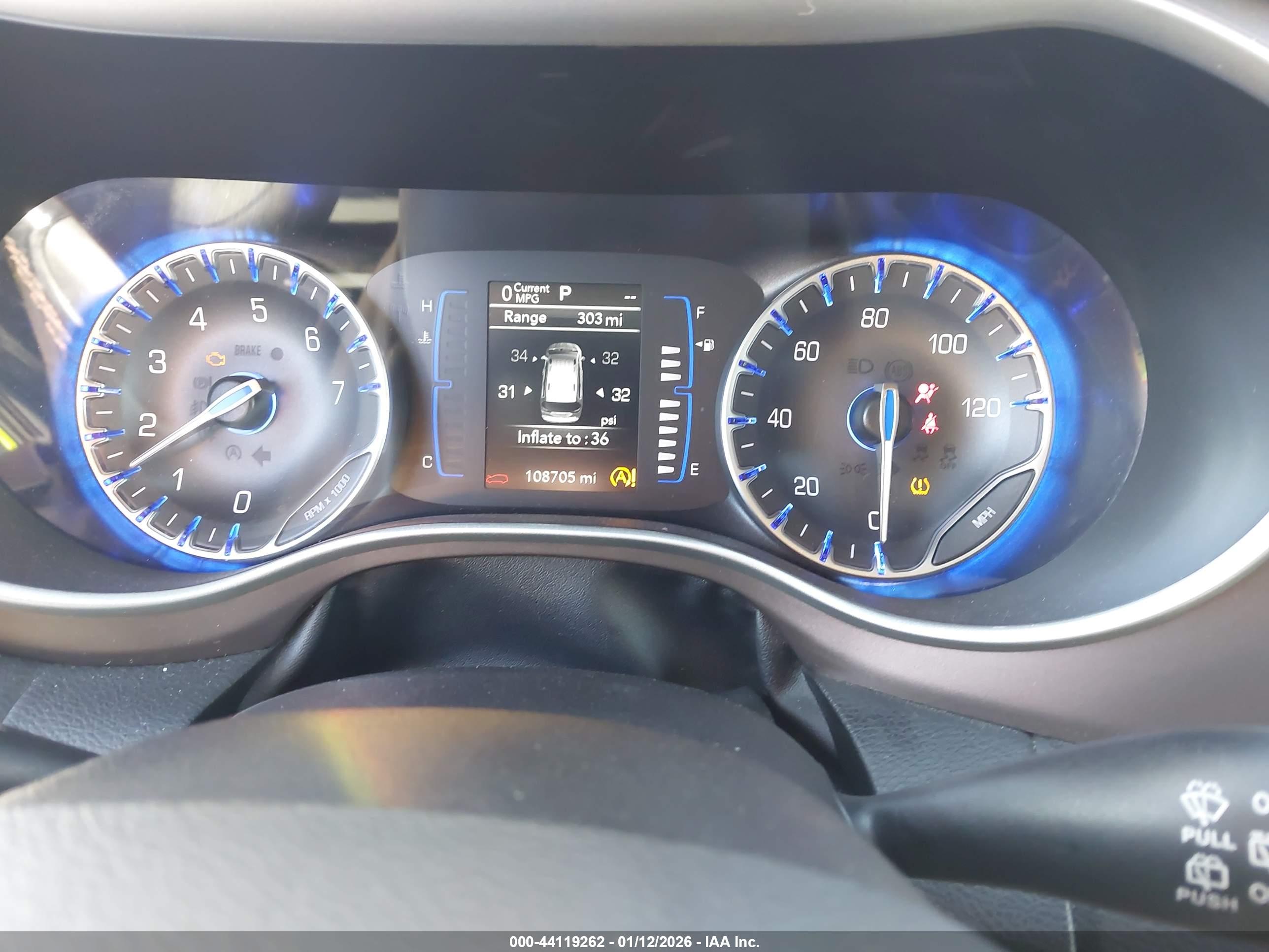 CHRYSLER PACIFICA image 7