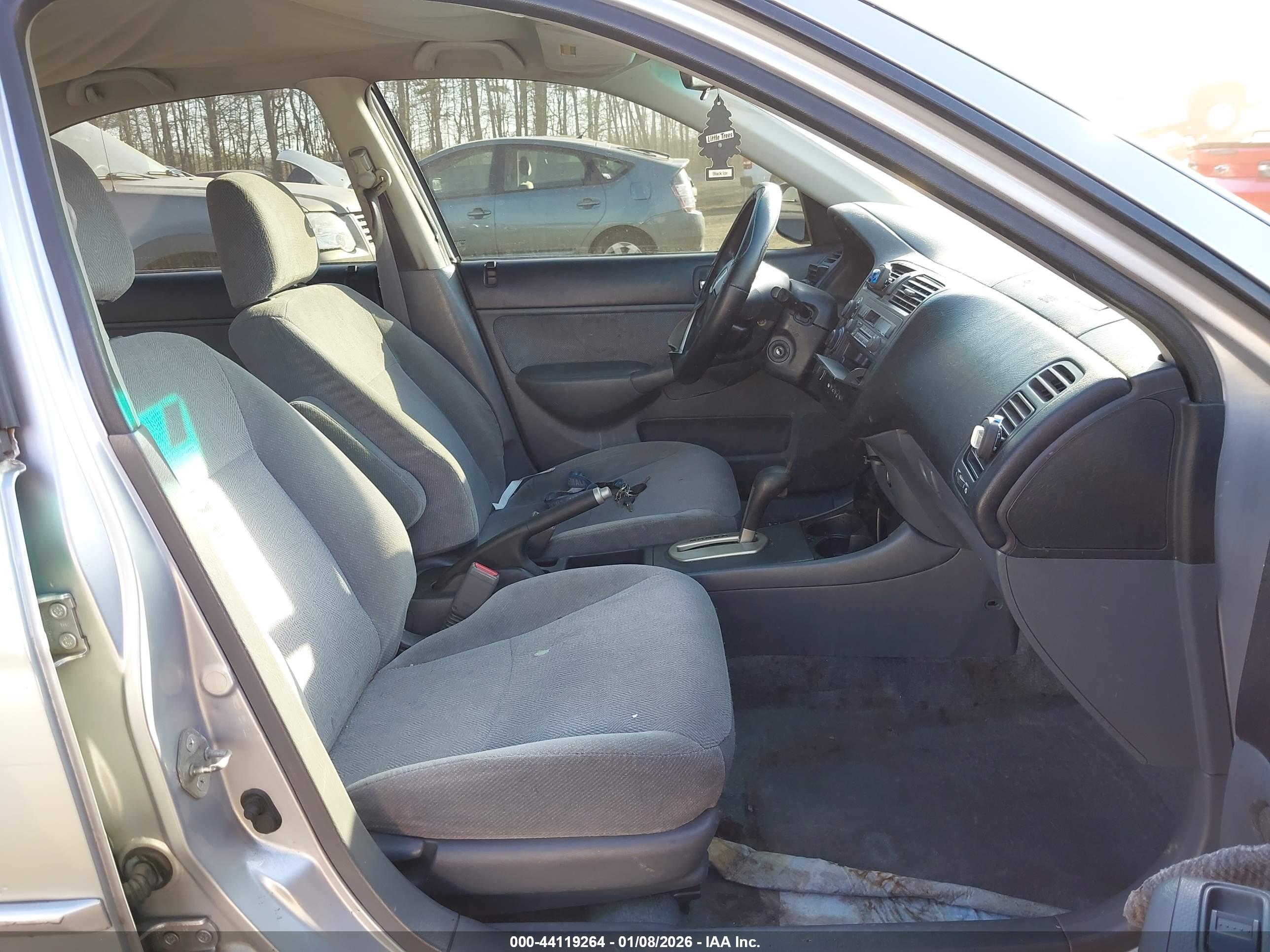 HONDA CIVIC image 5