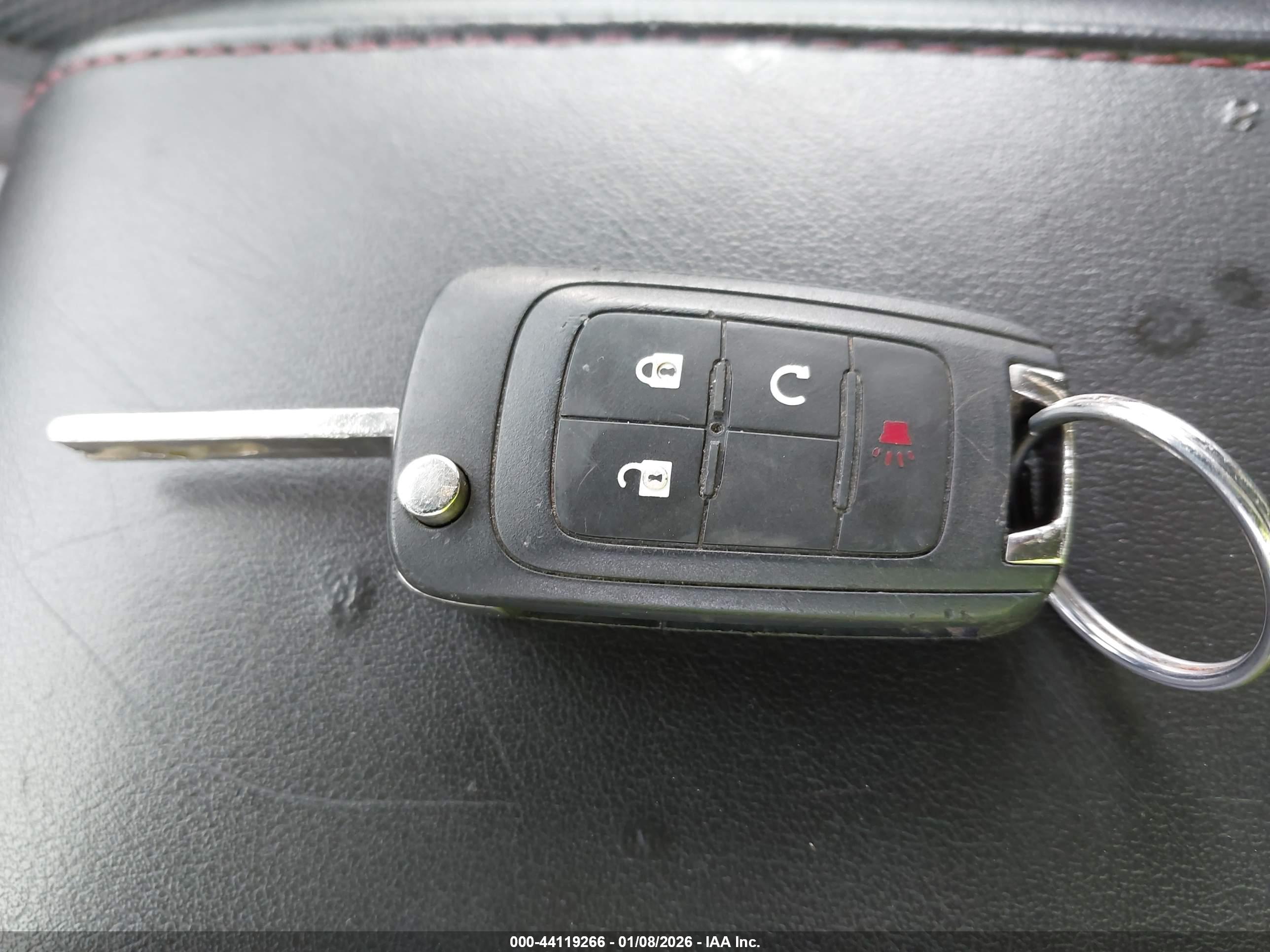 CHEVROLET EQUINOX image 11