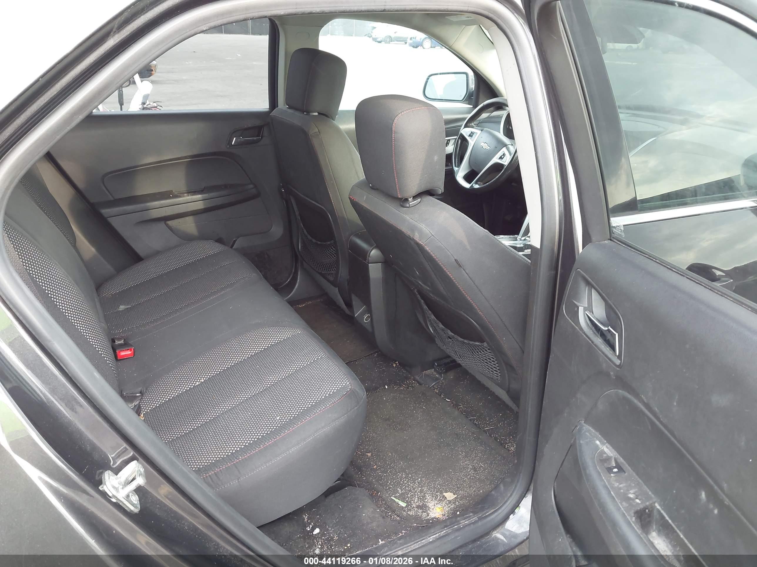 CHEVROLET EQUINOX image 8