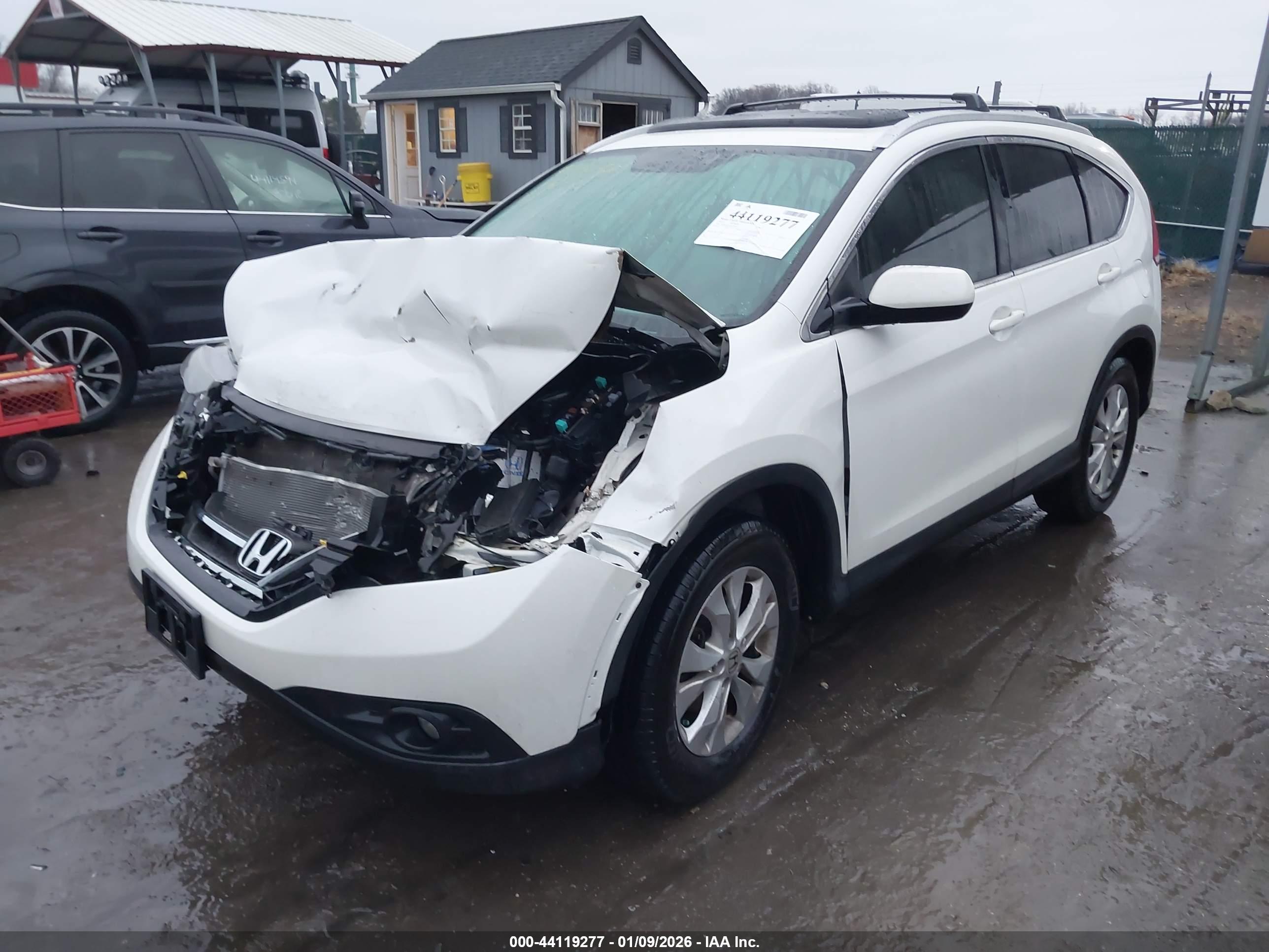 HONDA CR-V image 2