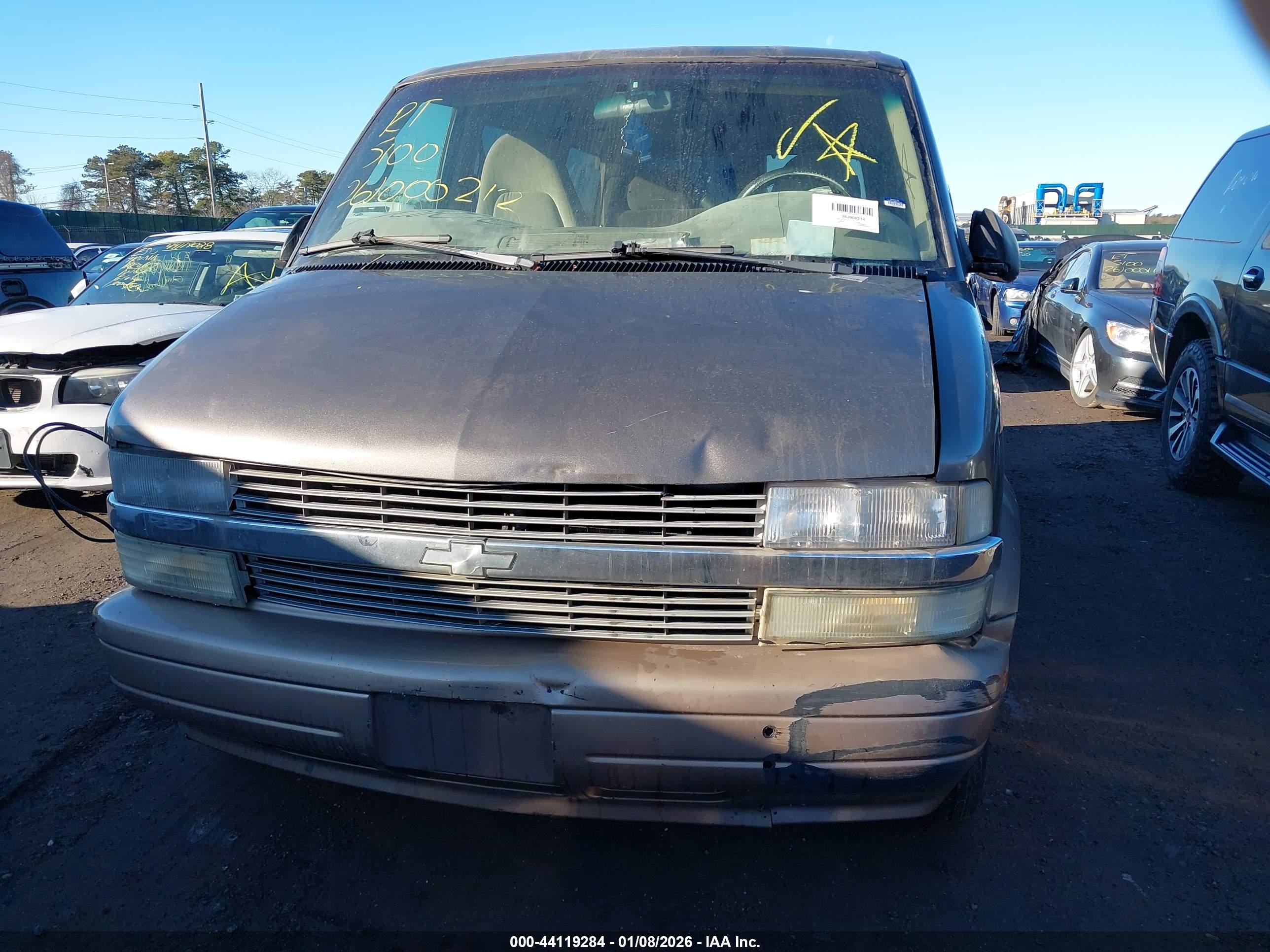 CHEVROLET ASTRO image 6