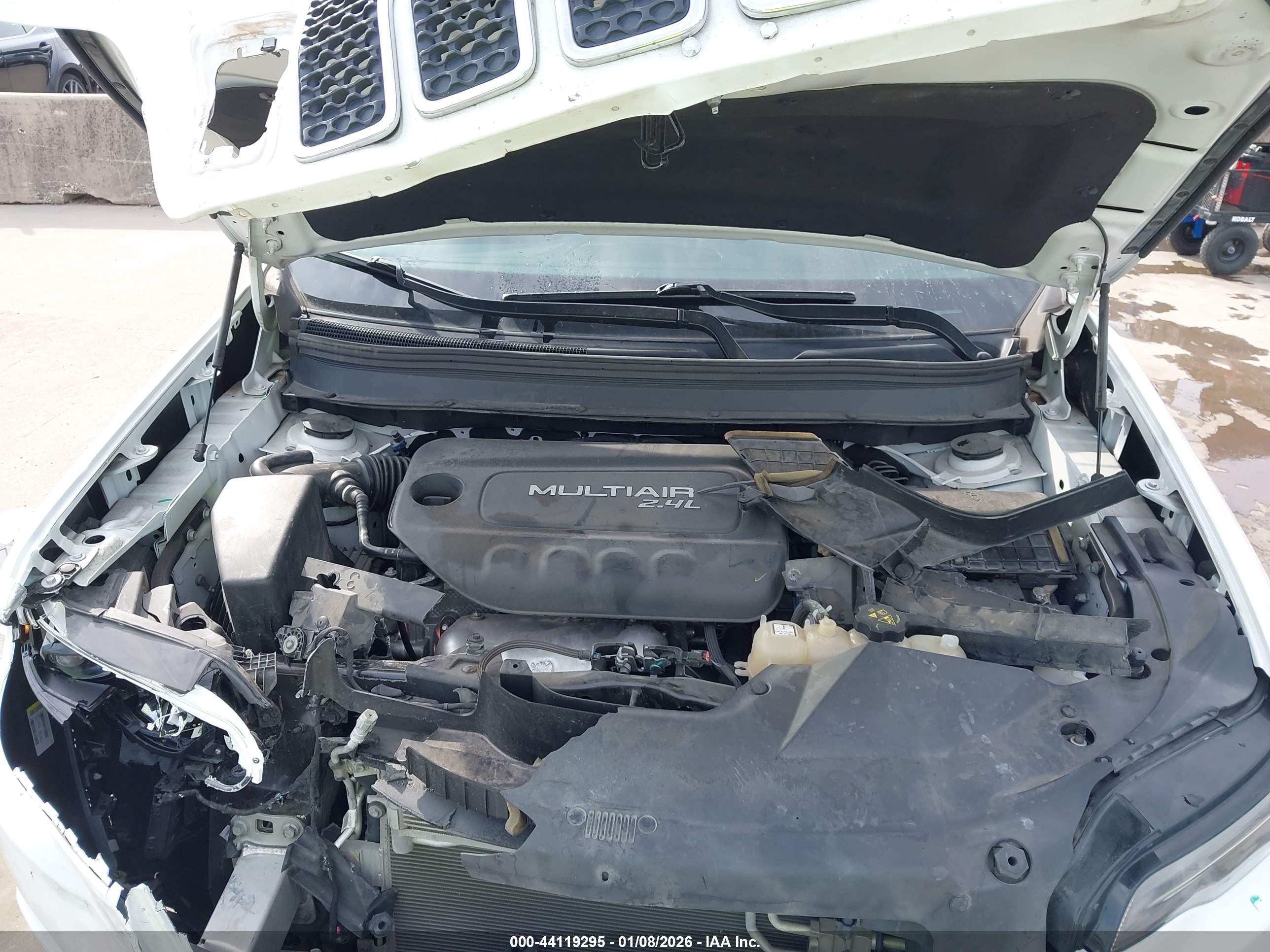 JEEP CHEROKEE image 10