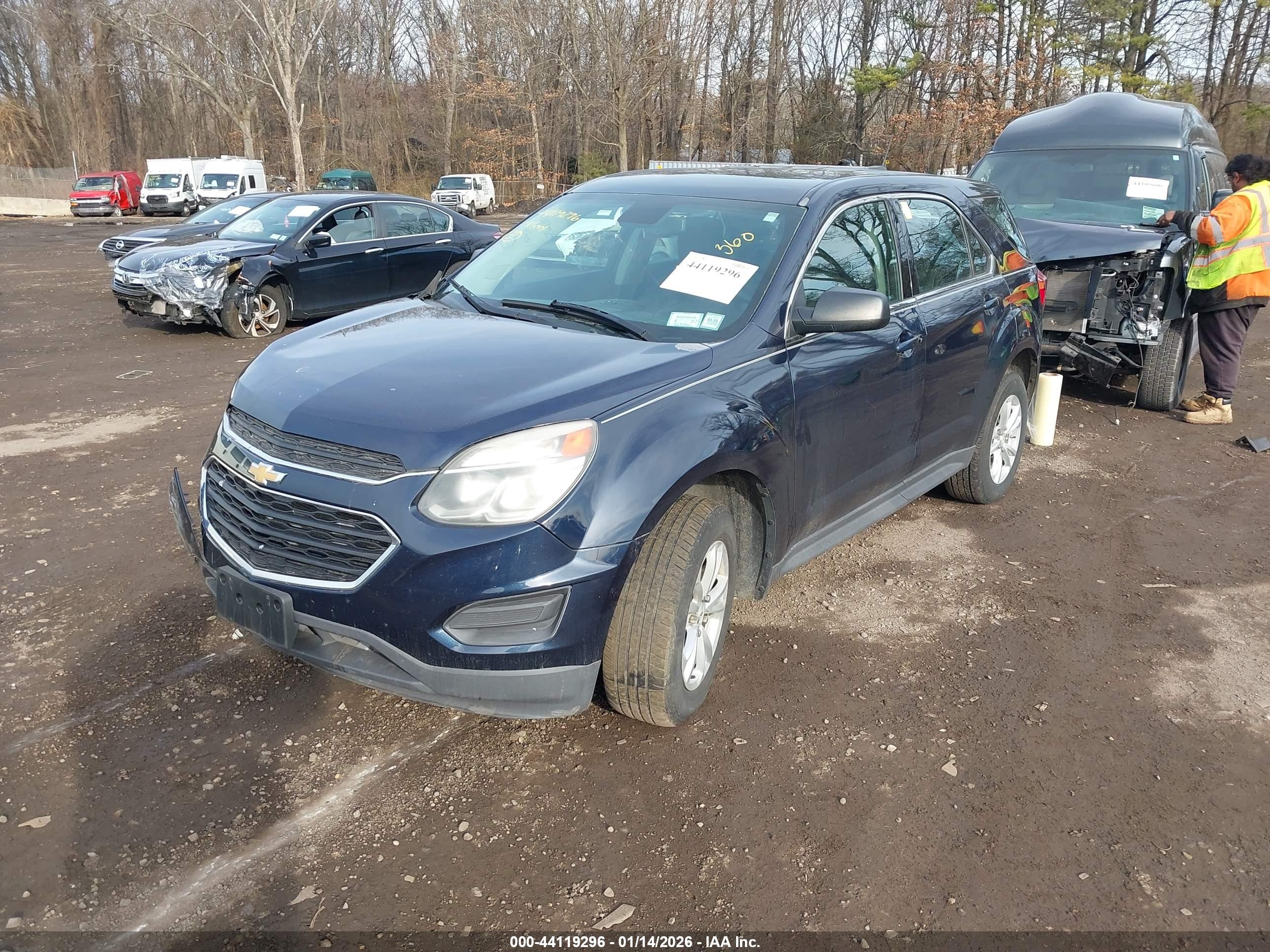 CHEVROLET EQUINOX image 2