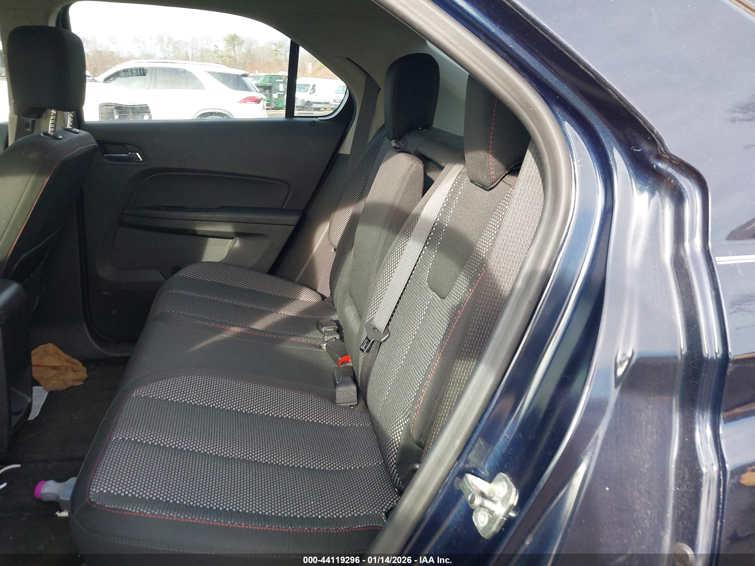 CHEVROLET EQUINOX image 8