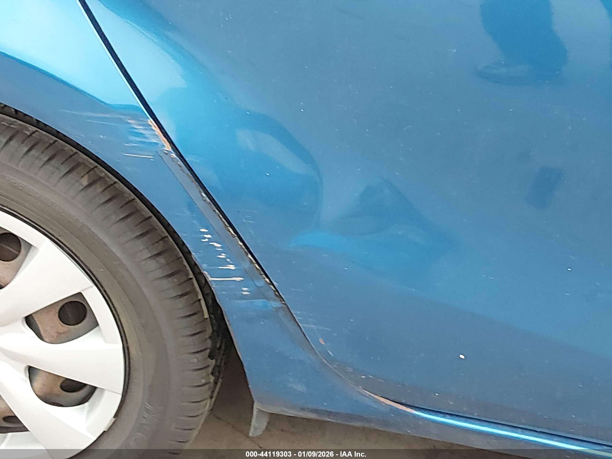 TOYOTA PRIUS image 6