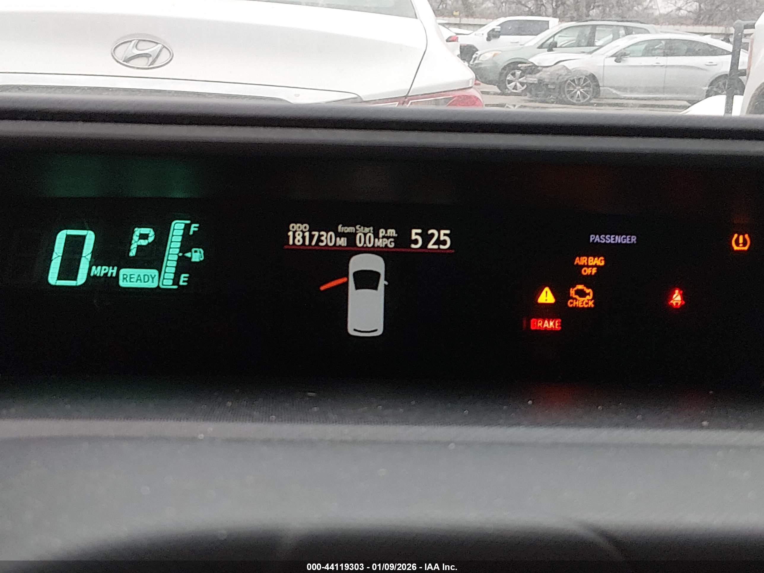 TOYOTA PRIUS image 7