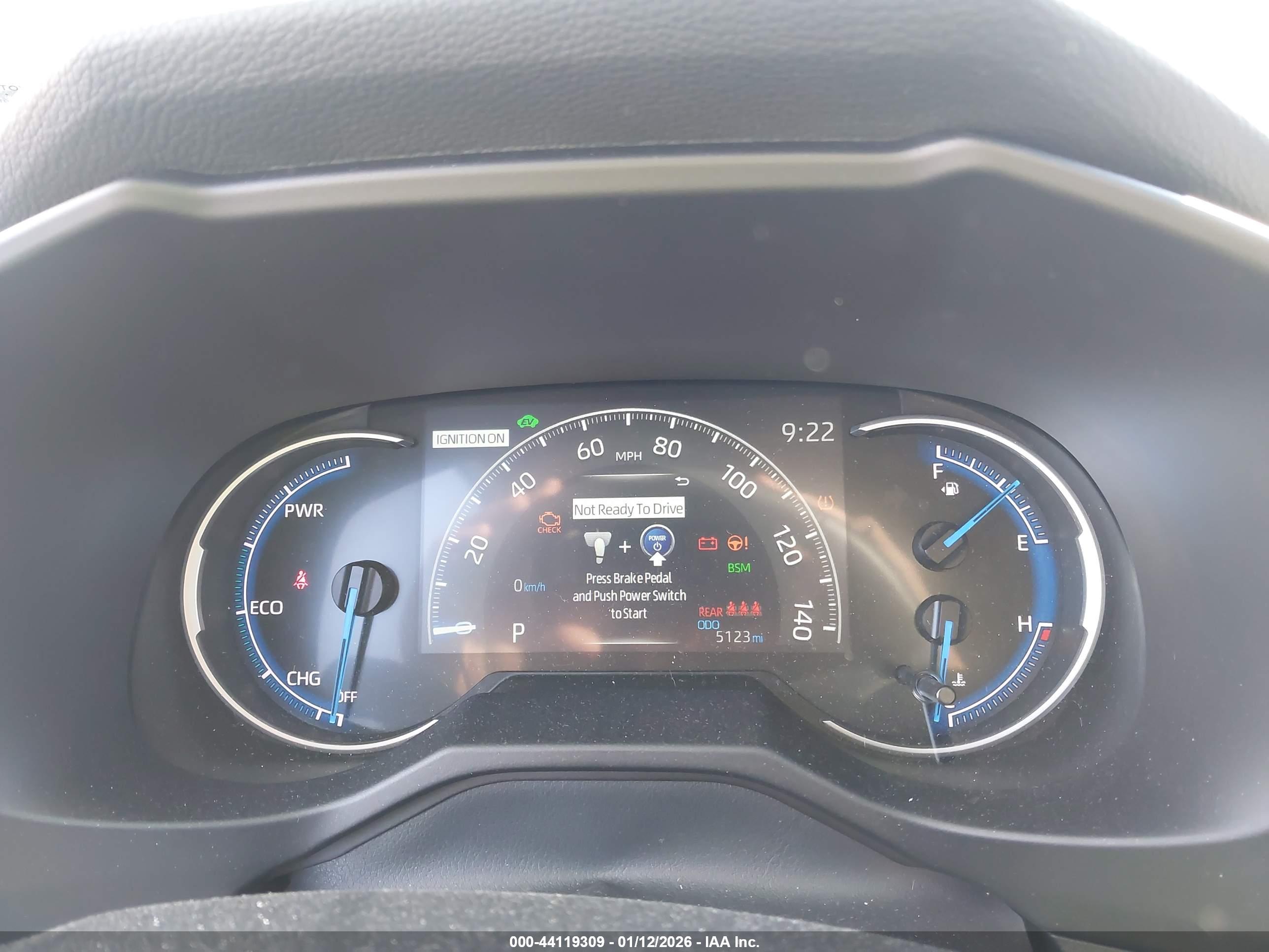 TOYOTA RAV4 image 7