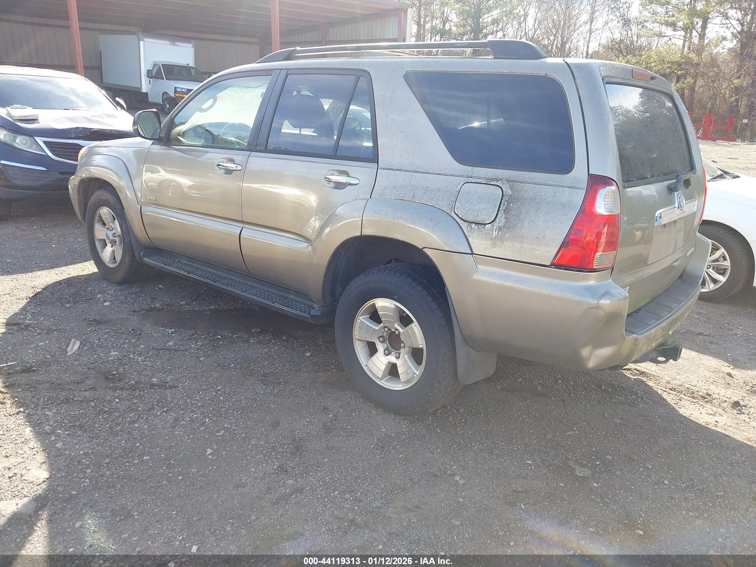 TOYOTA 4RUNNER image 3