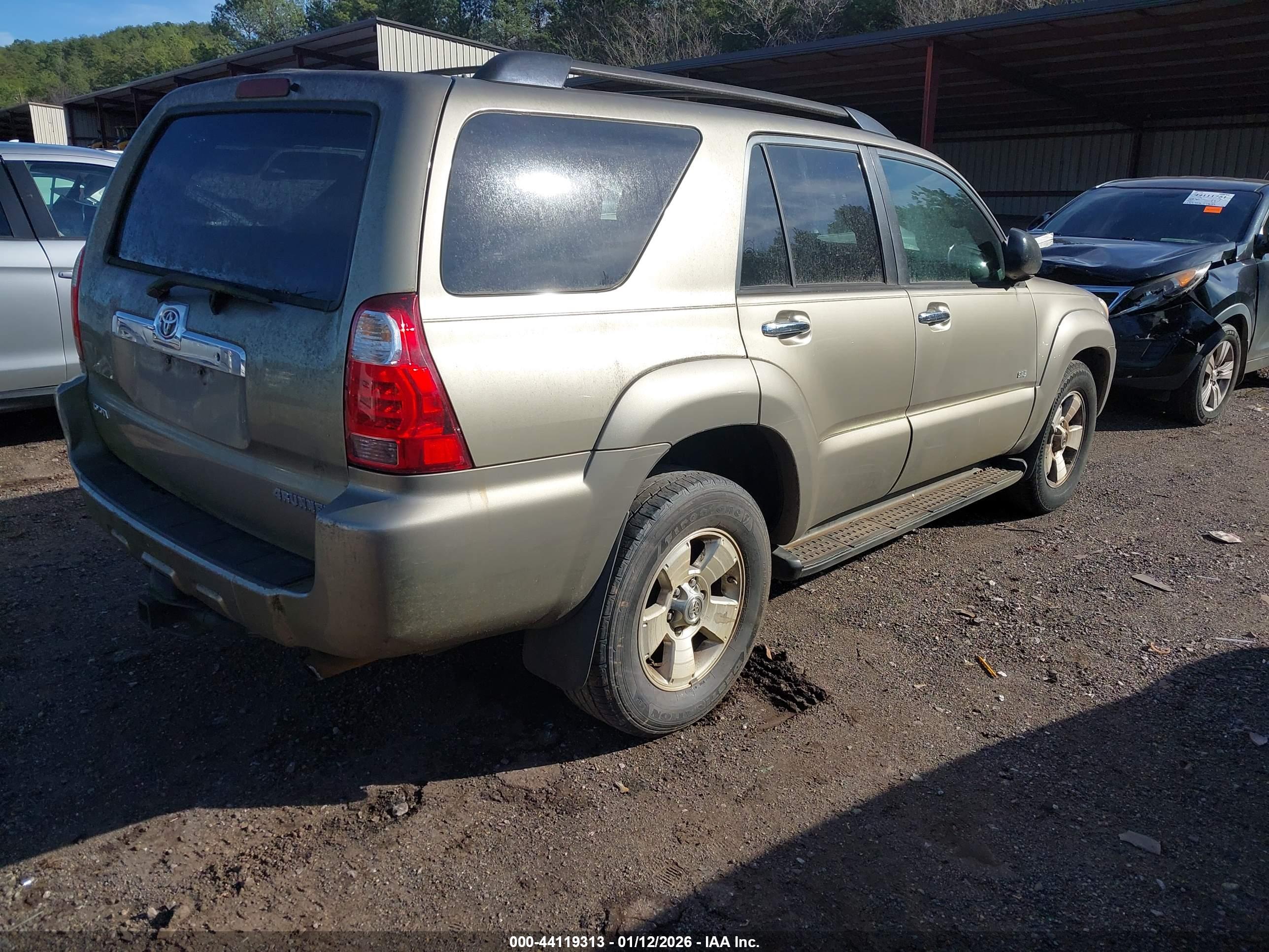 TOYOTA 4RUNNER image 4