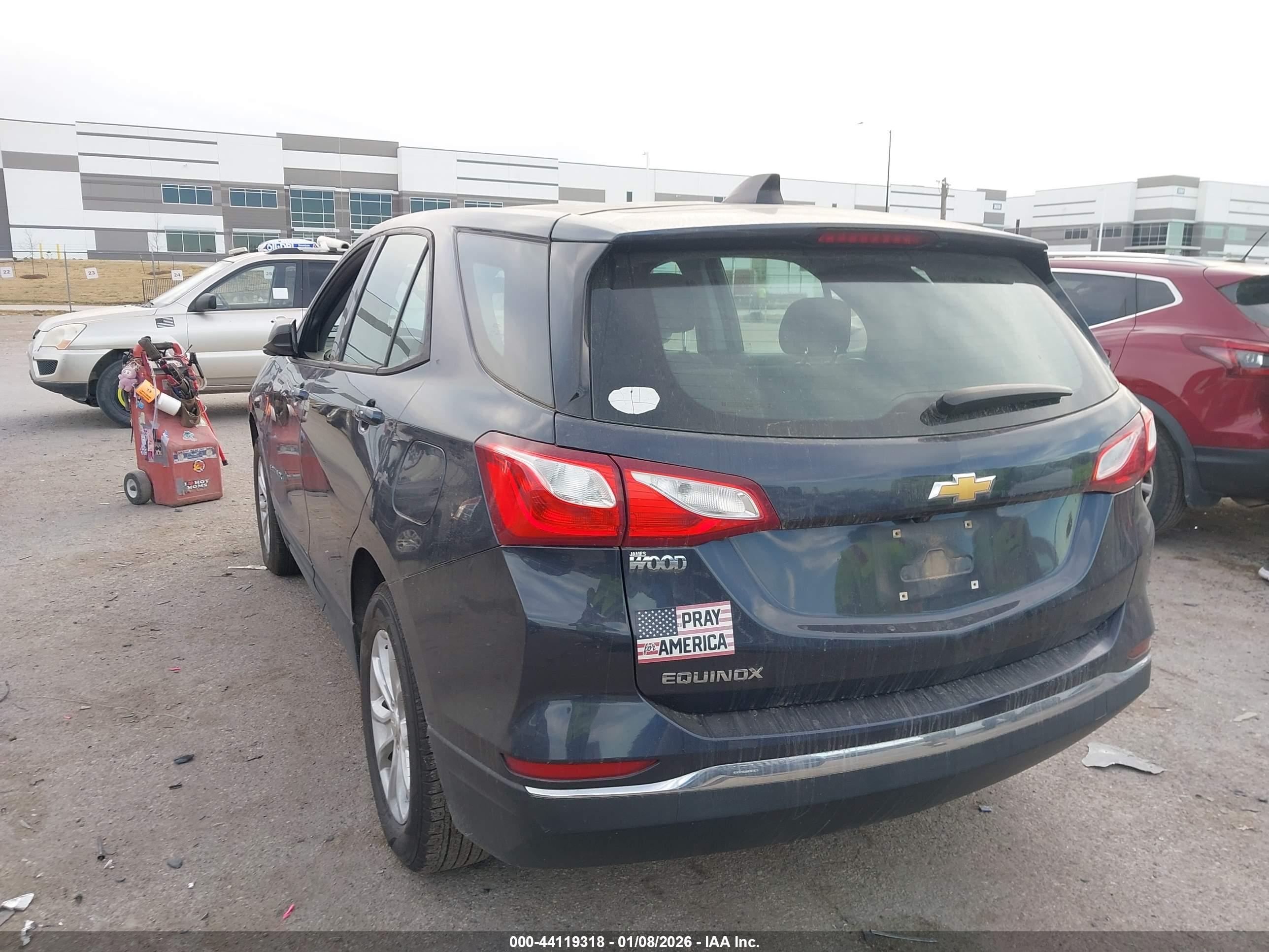 CHEVROLET EQUINOX image 3