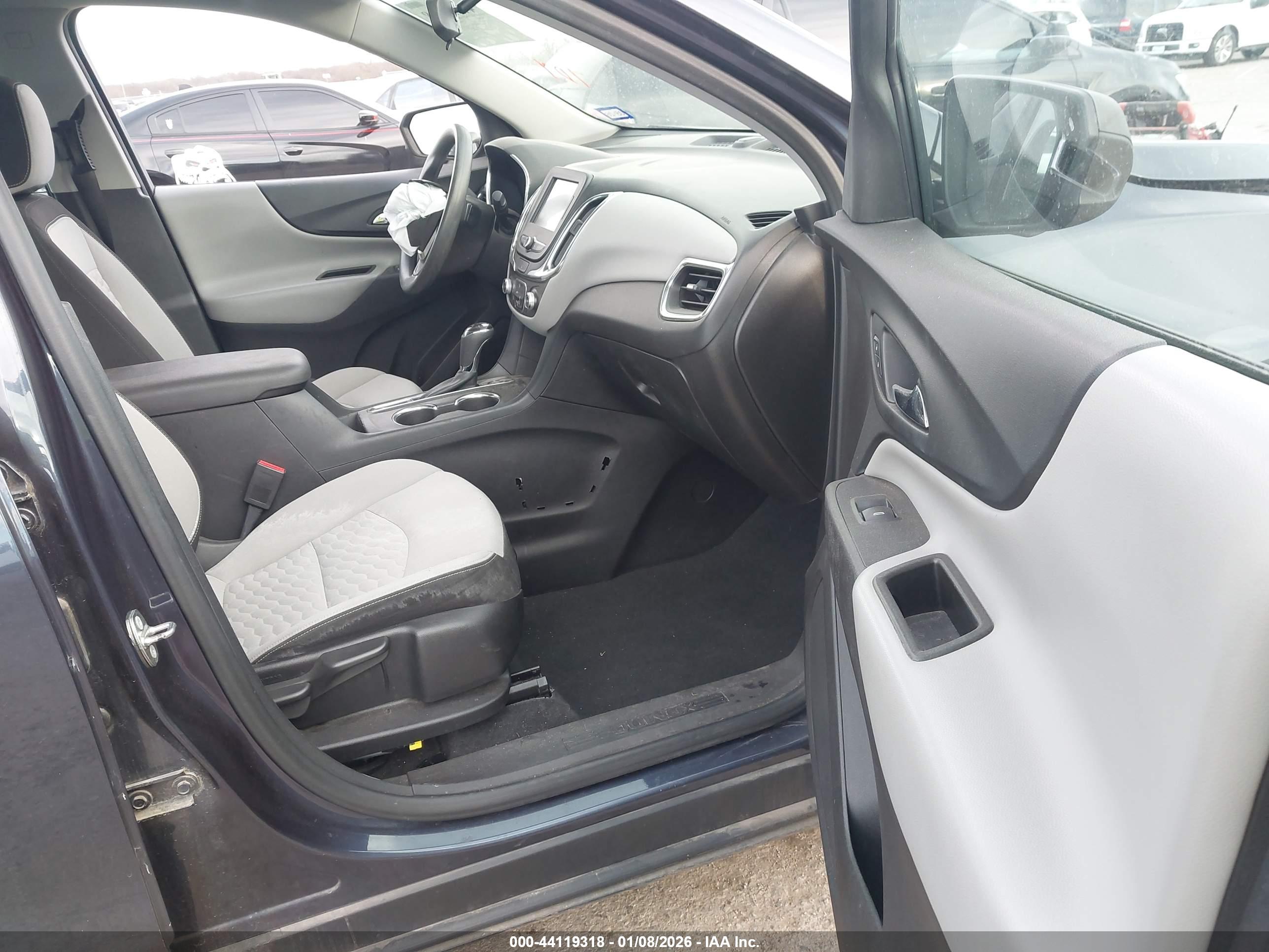 CHEVROLET EQUINOX image 5