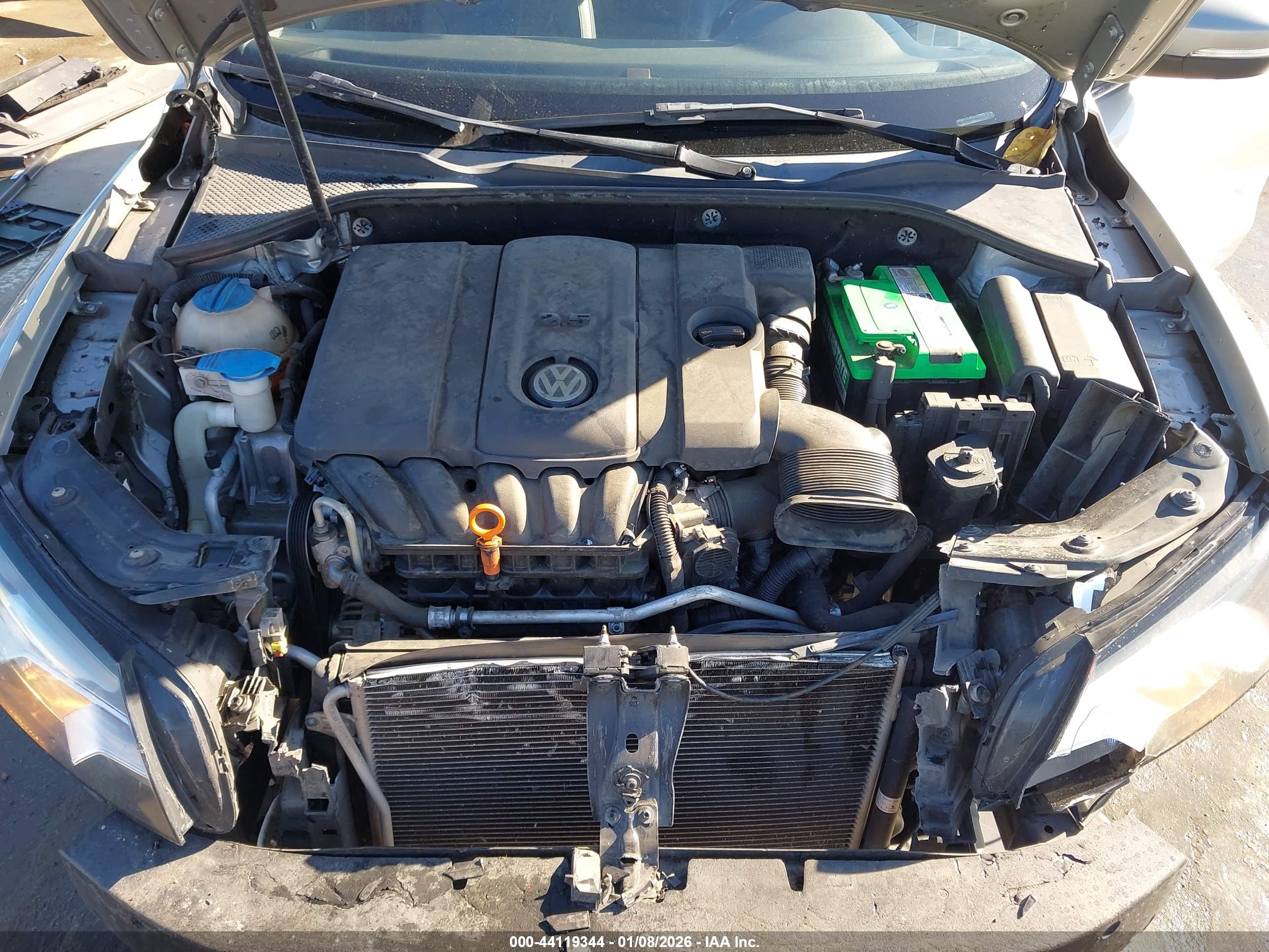 VOLKSWAGEN PASSAT image 10