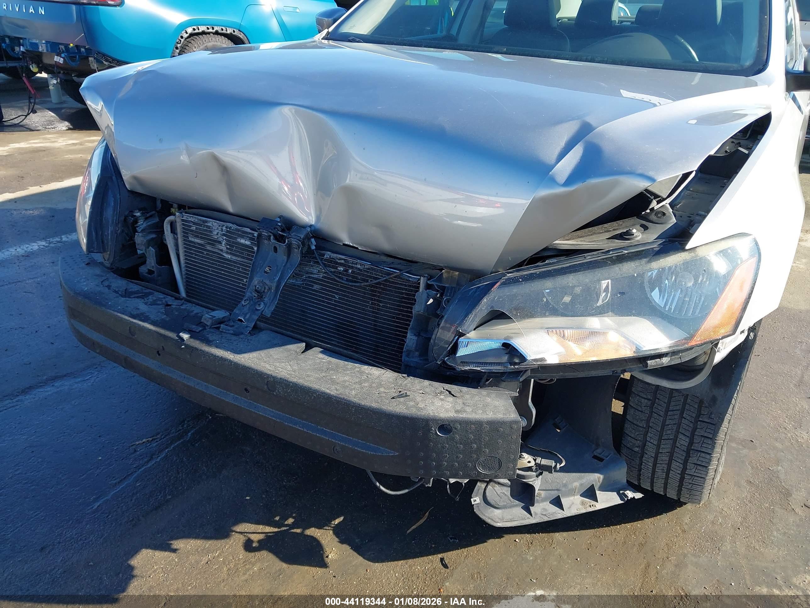 VOLKSWAGEN PASSAT image 6
