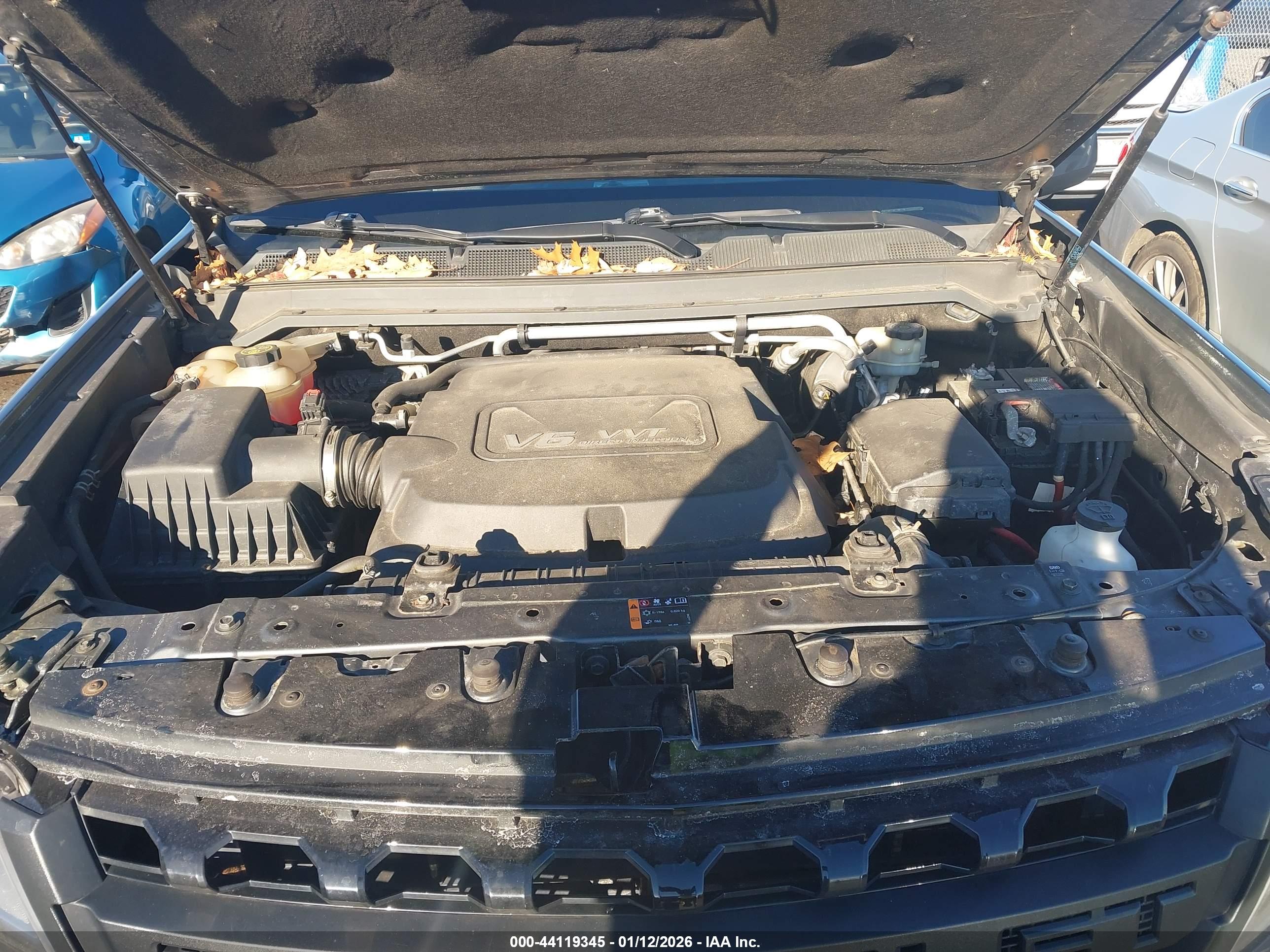 CHEVROLET COLORADO image 10