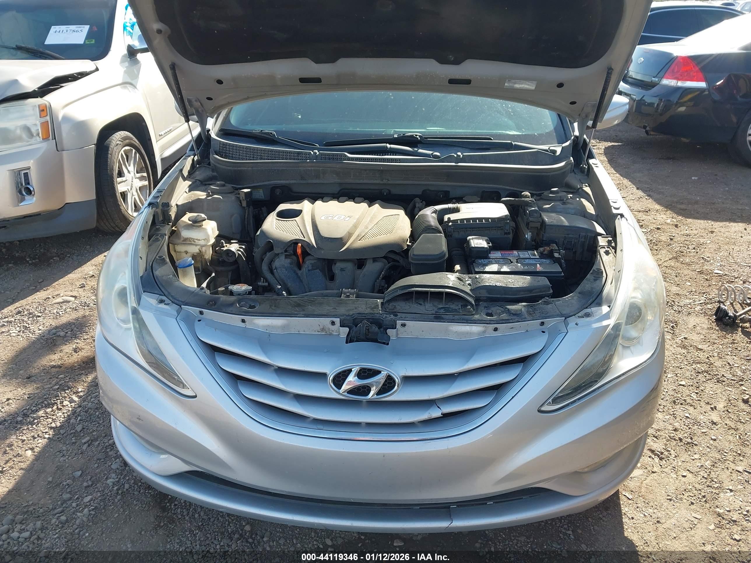 HYUNDAI SONATA image 10