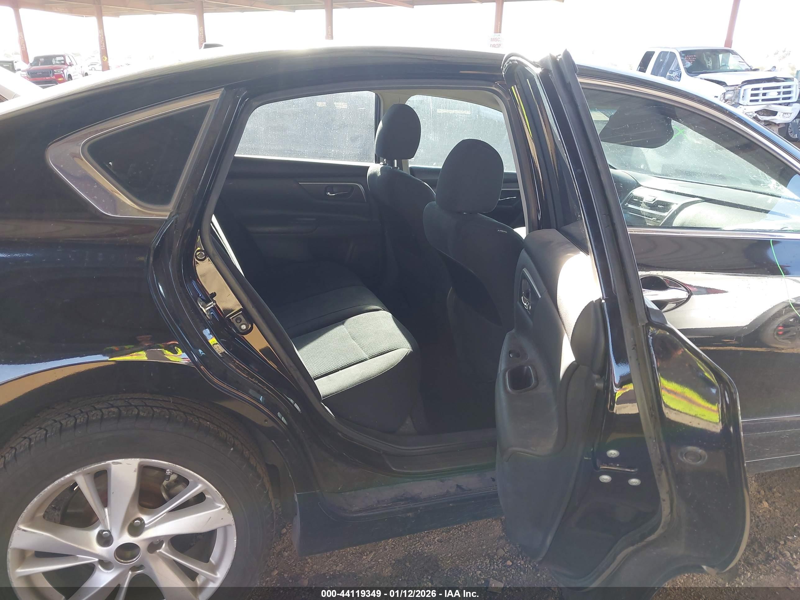 NISSAN ALTIMA image 8