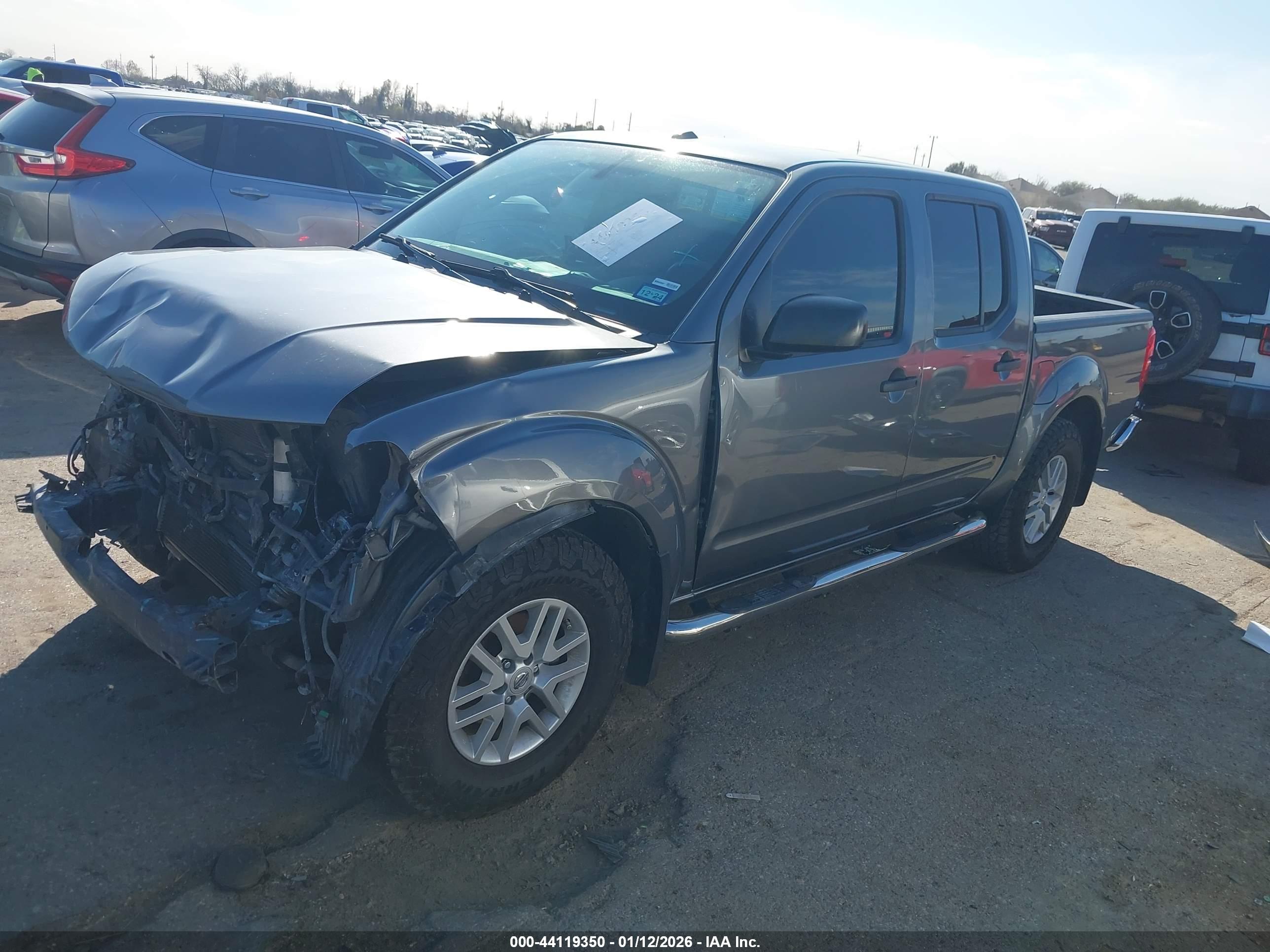 NISSAN FRONTIER image 2