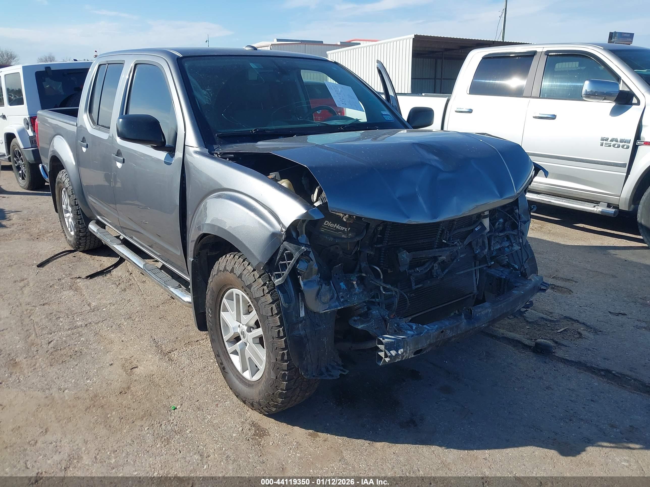 NISSAN FRONTIER image 6