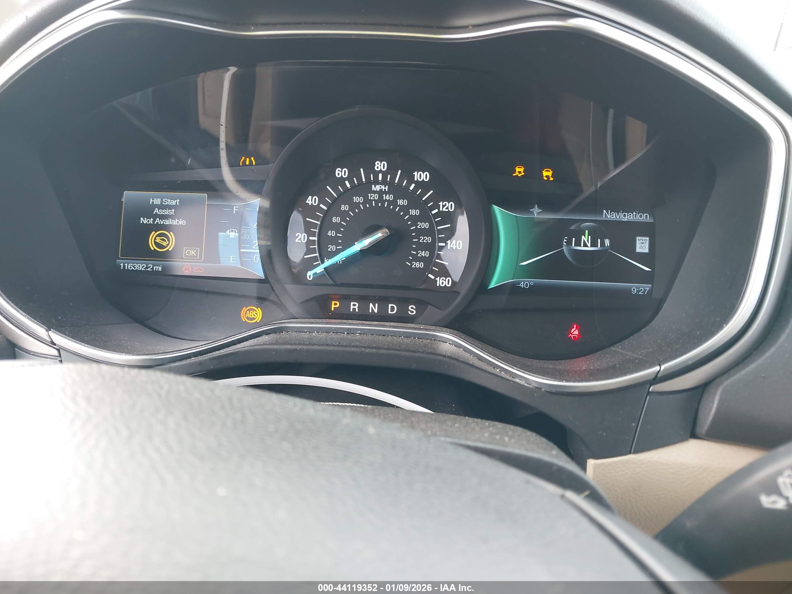 FORD FUSION image 7