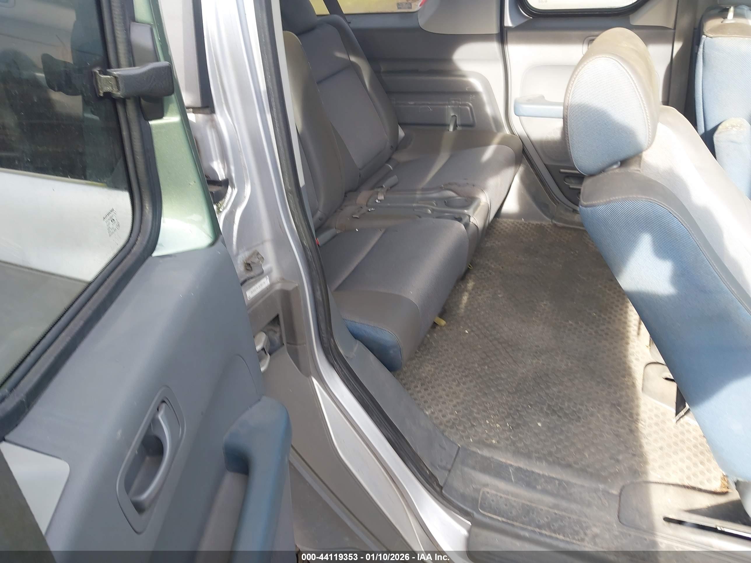 HONDA ELEMENT image 8