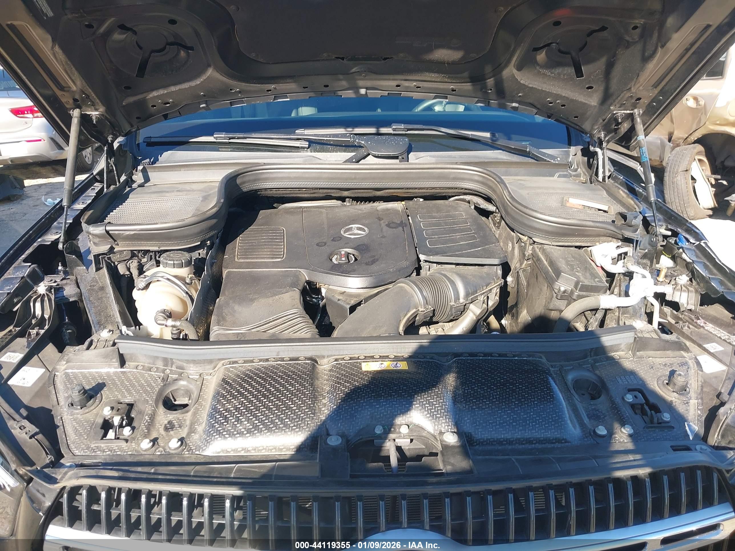 MERCEDES-BENZ GLE image 10