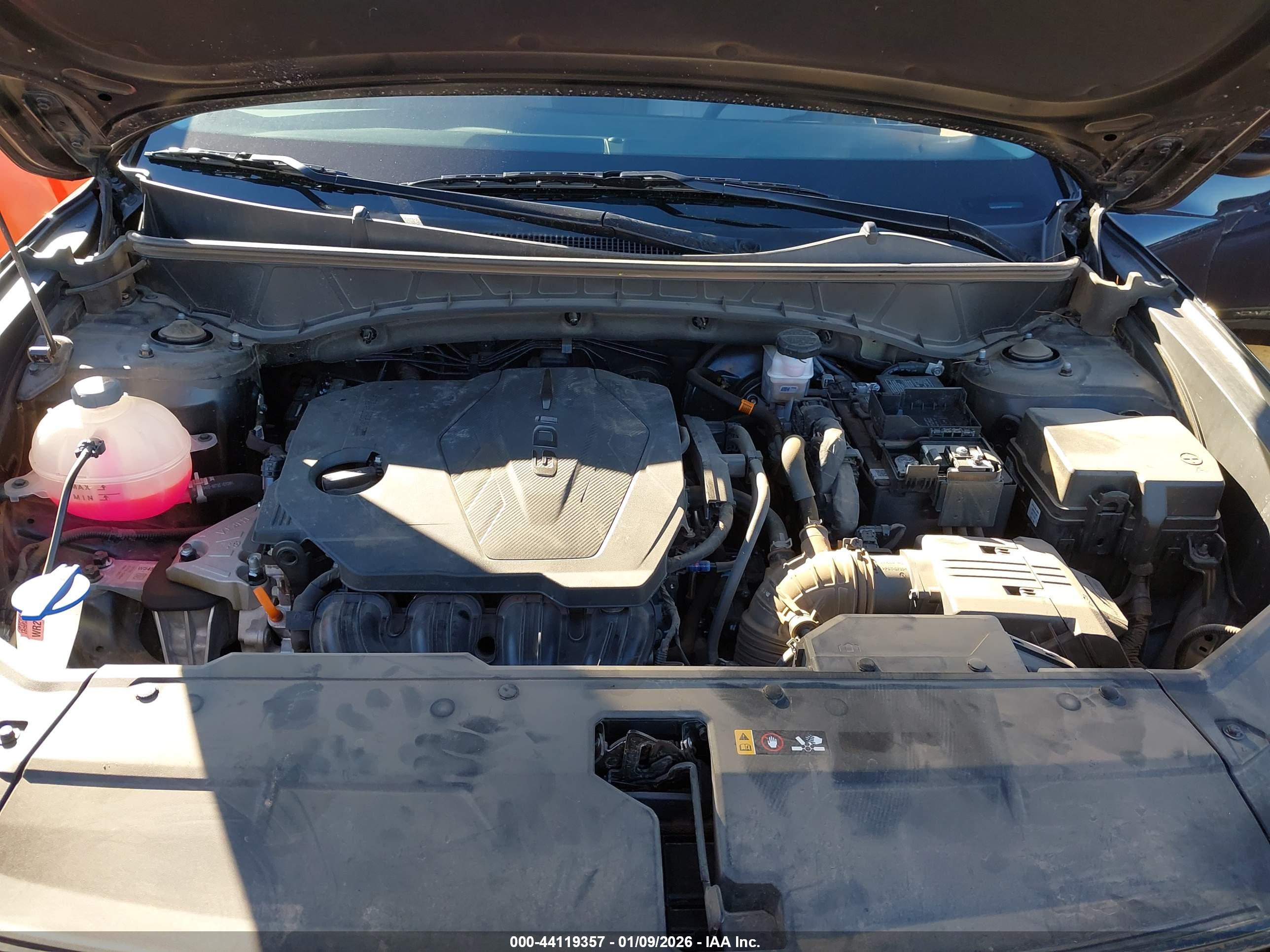 HYUNDAI TUCSON image 10