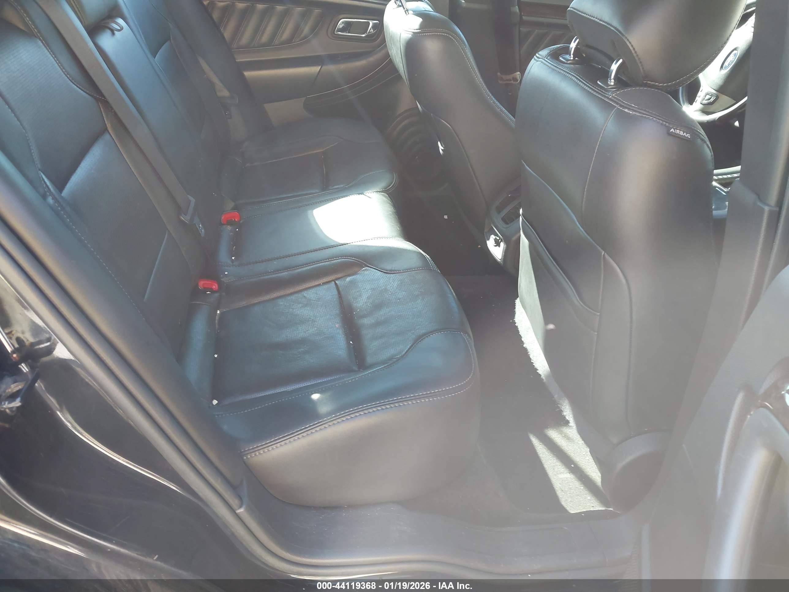 FORD TAURUS image 8