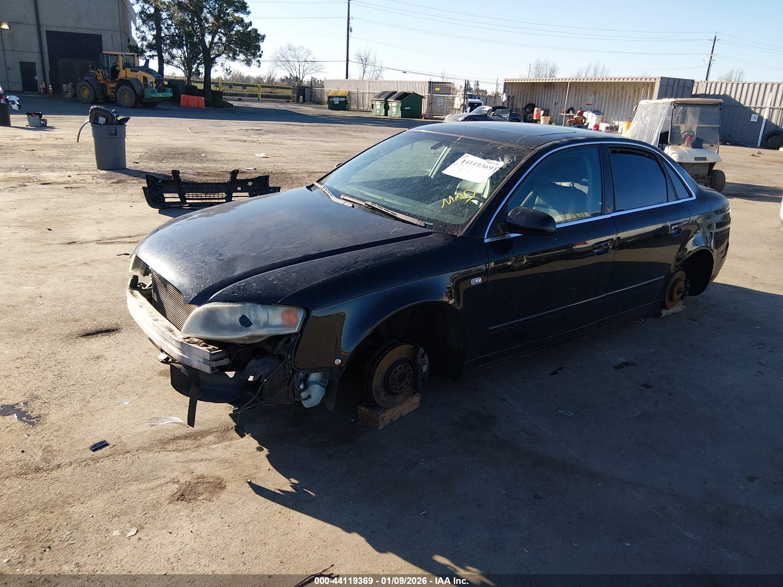 AUDI A4 image 2