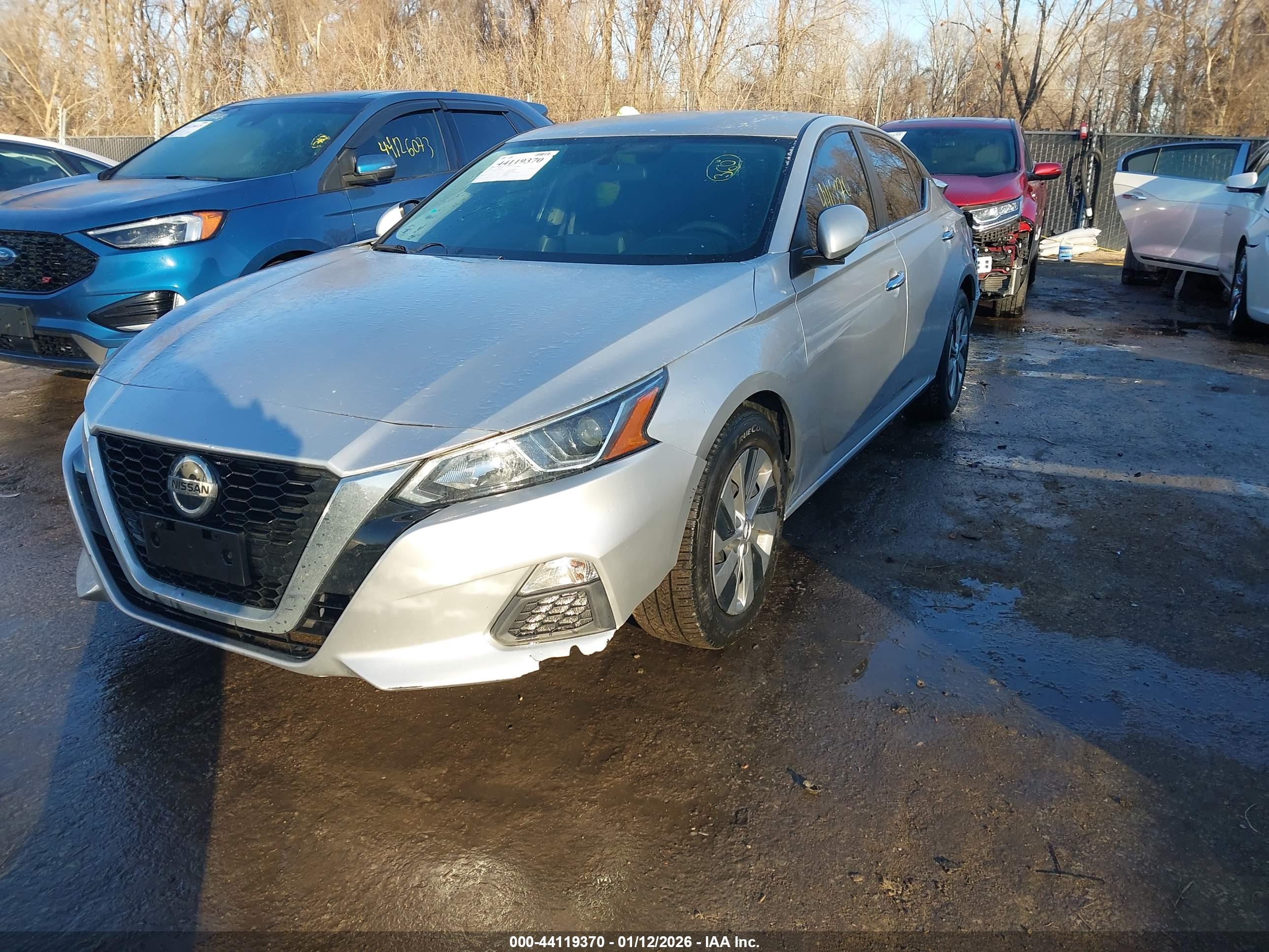 NISSAN ALTIMA image 2