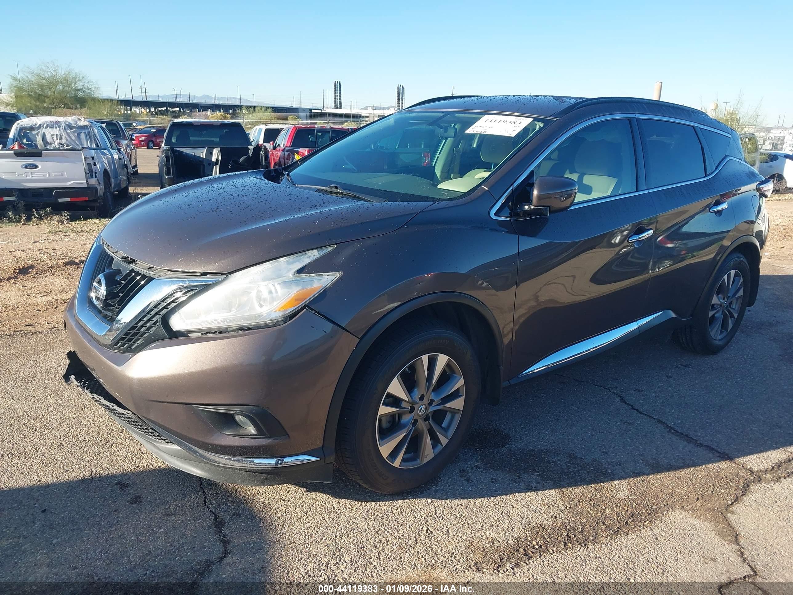 NISSAN MURANO image 2