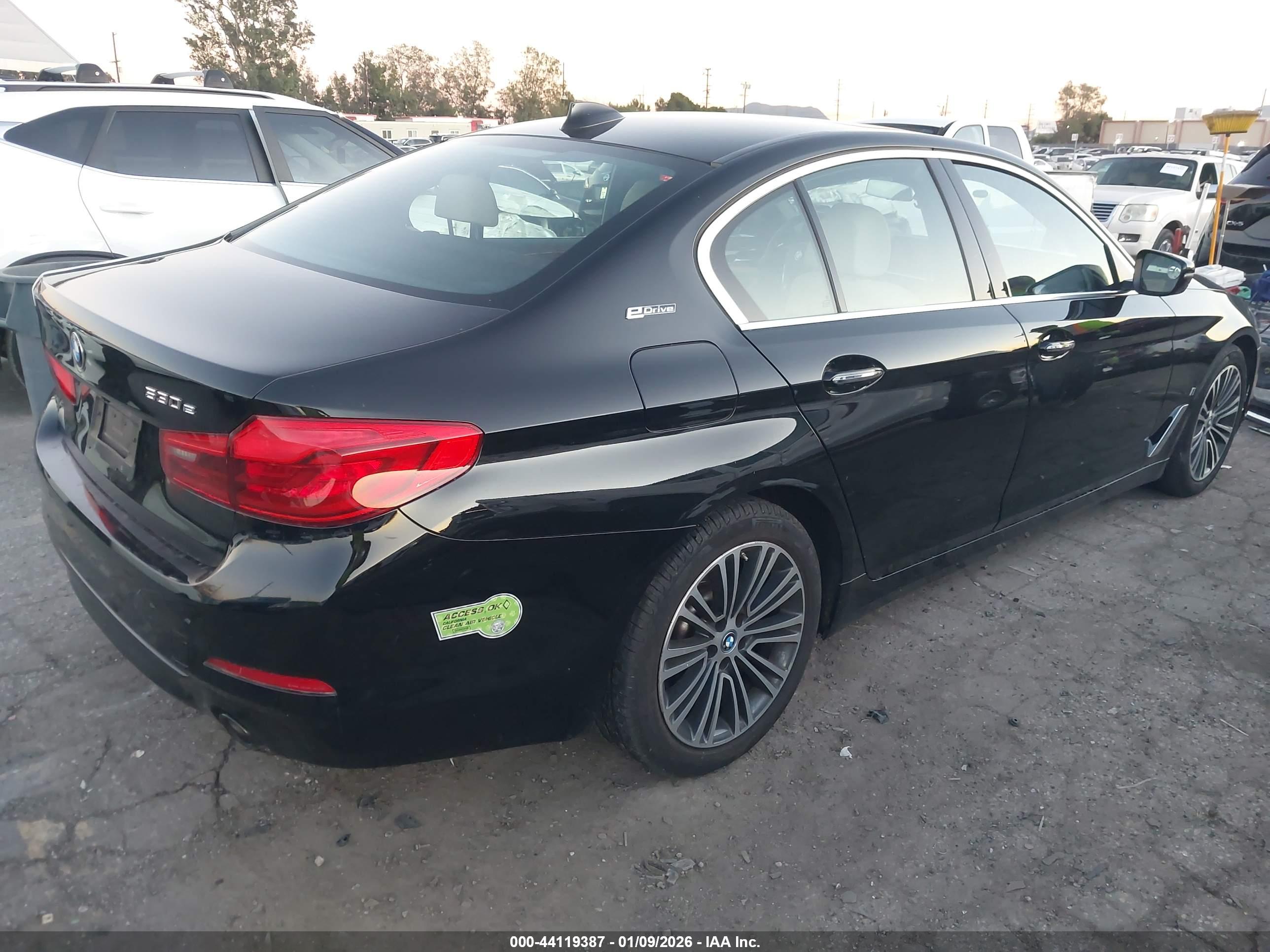 BMW 530E image 4
