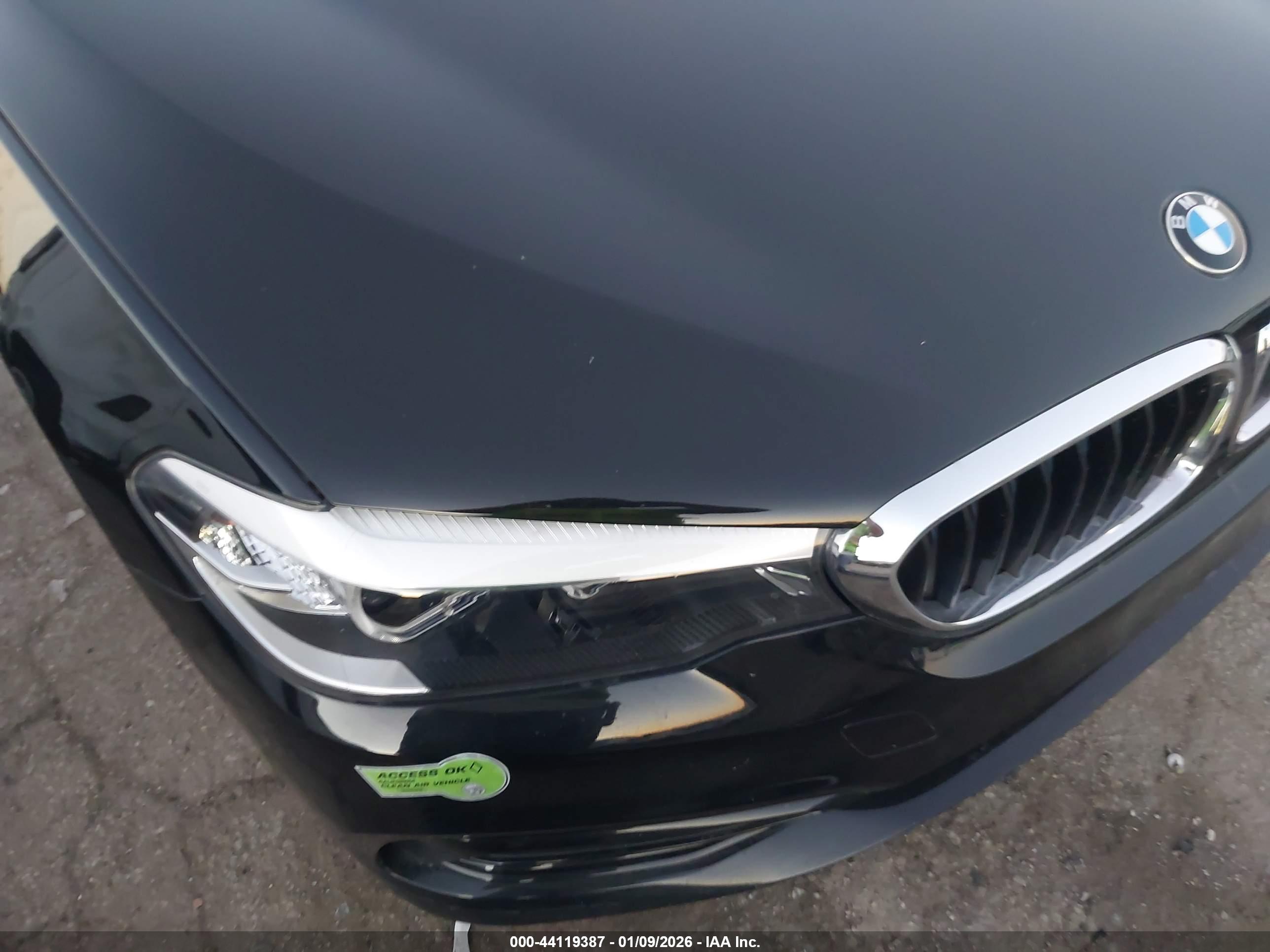 BMW 530E image 6