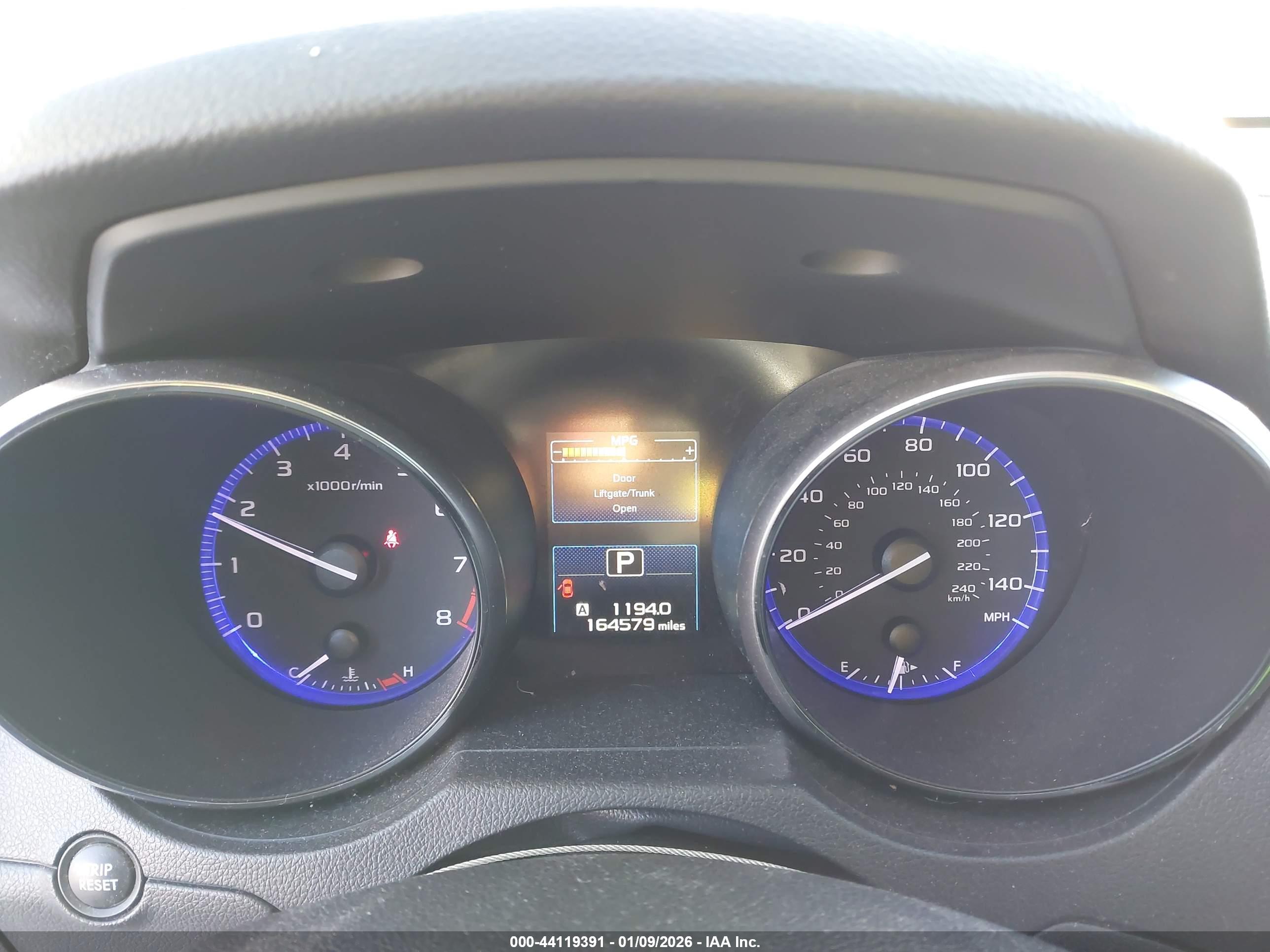 SUBARU OUTBACK image 7