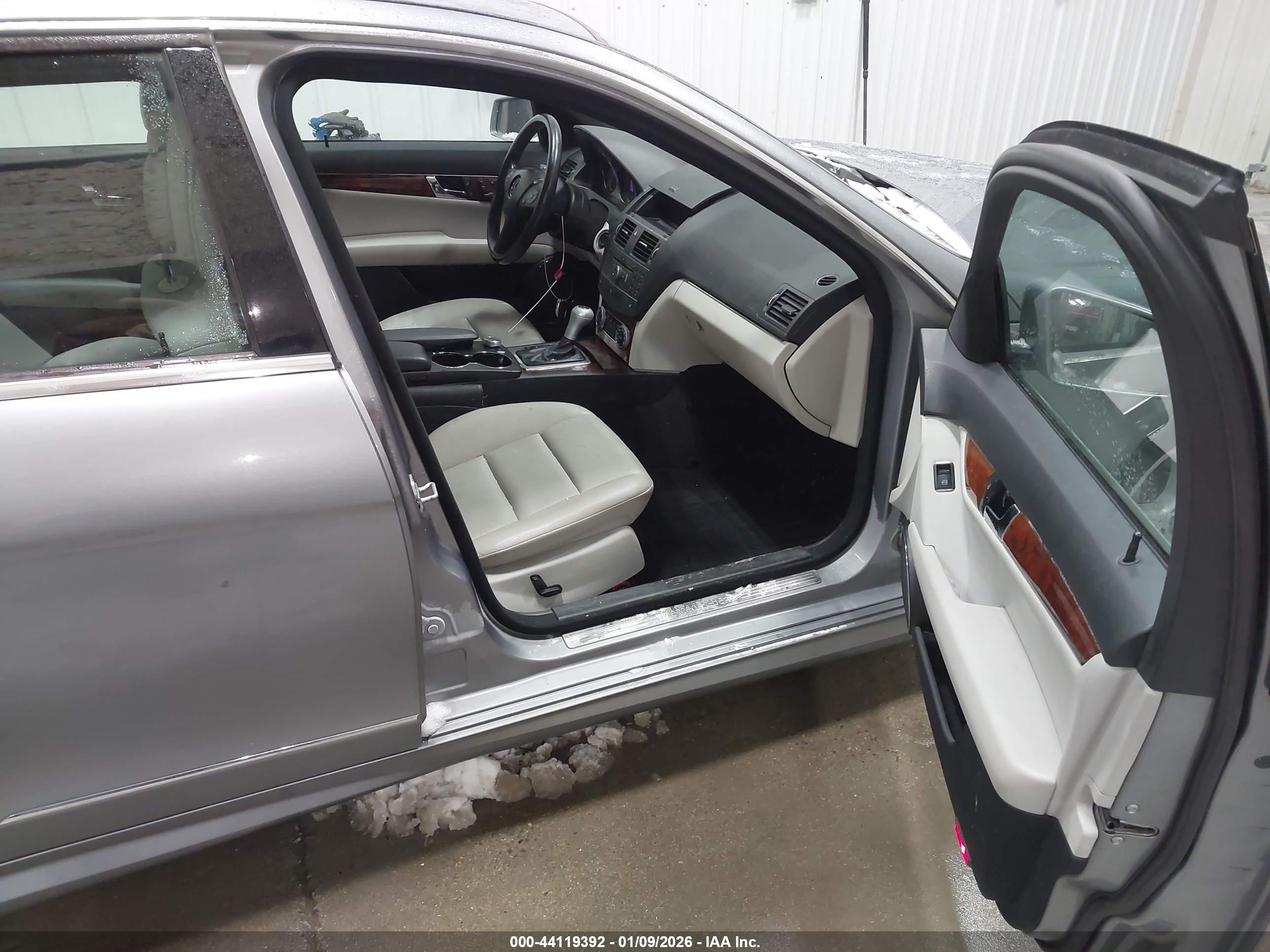 MERCEDES-BENZ C image 5