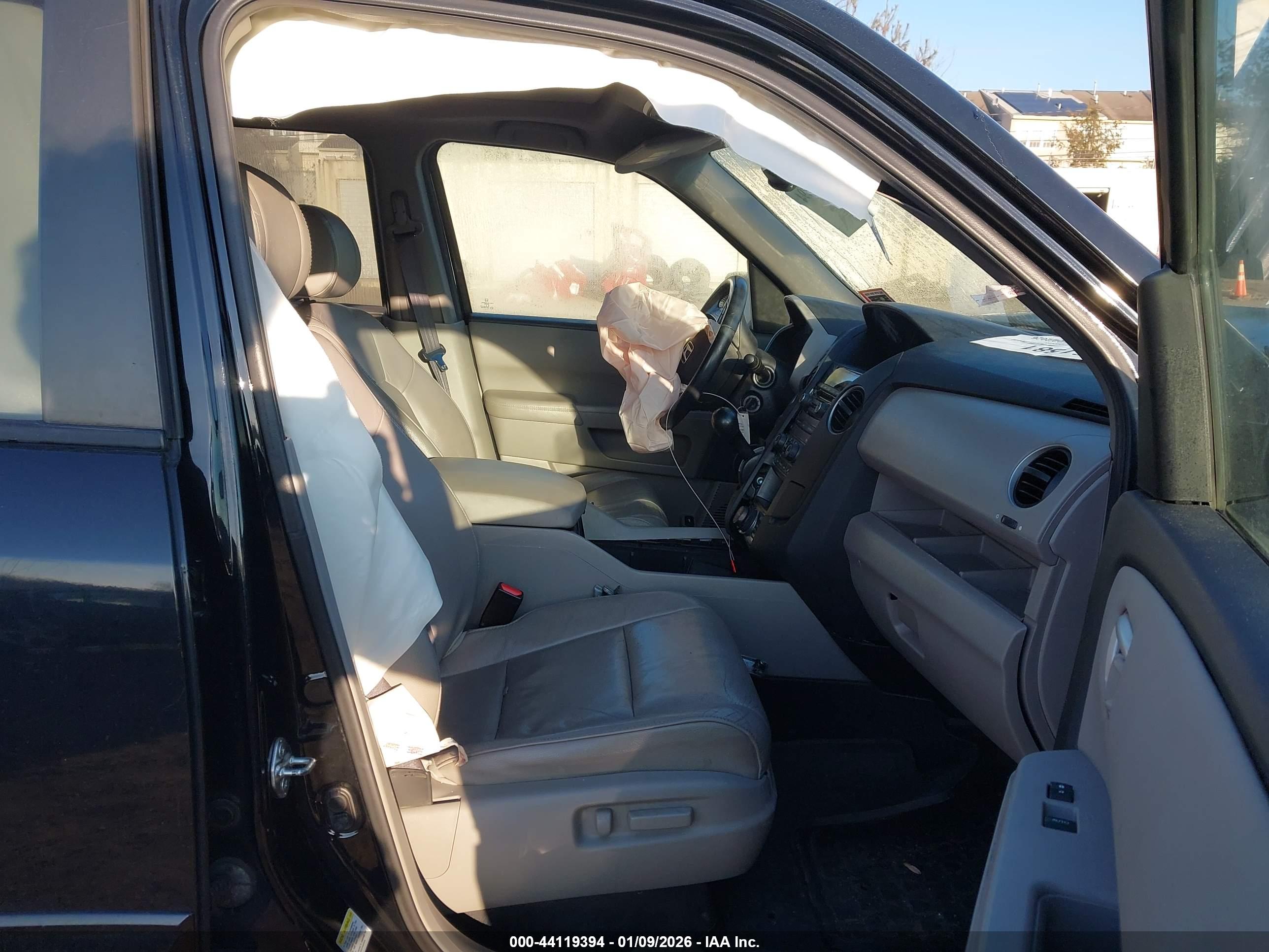 HONDA PILOT image 5