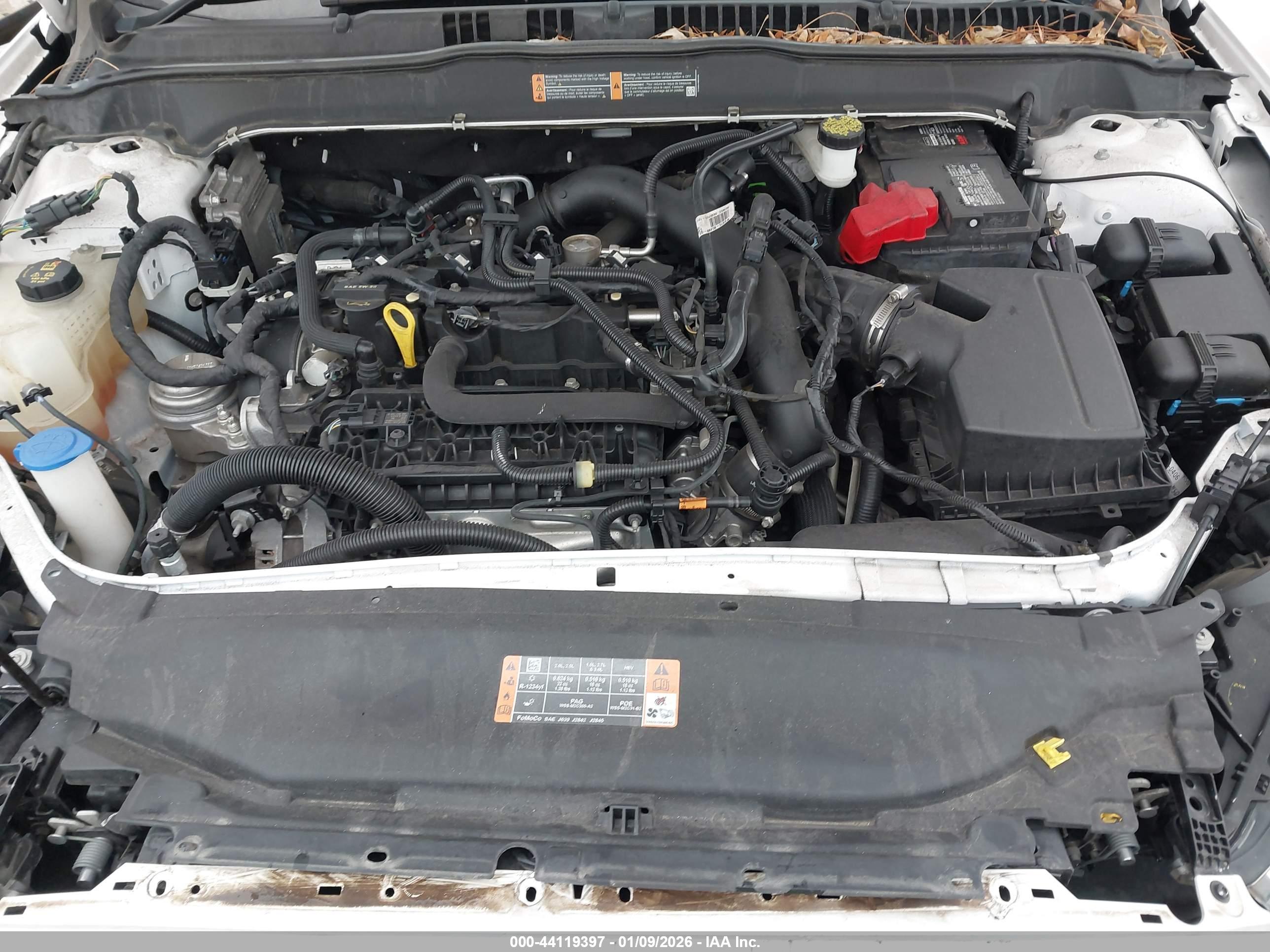 FORD FUSION image 10