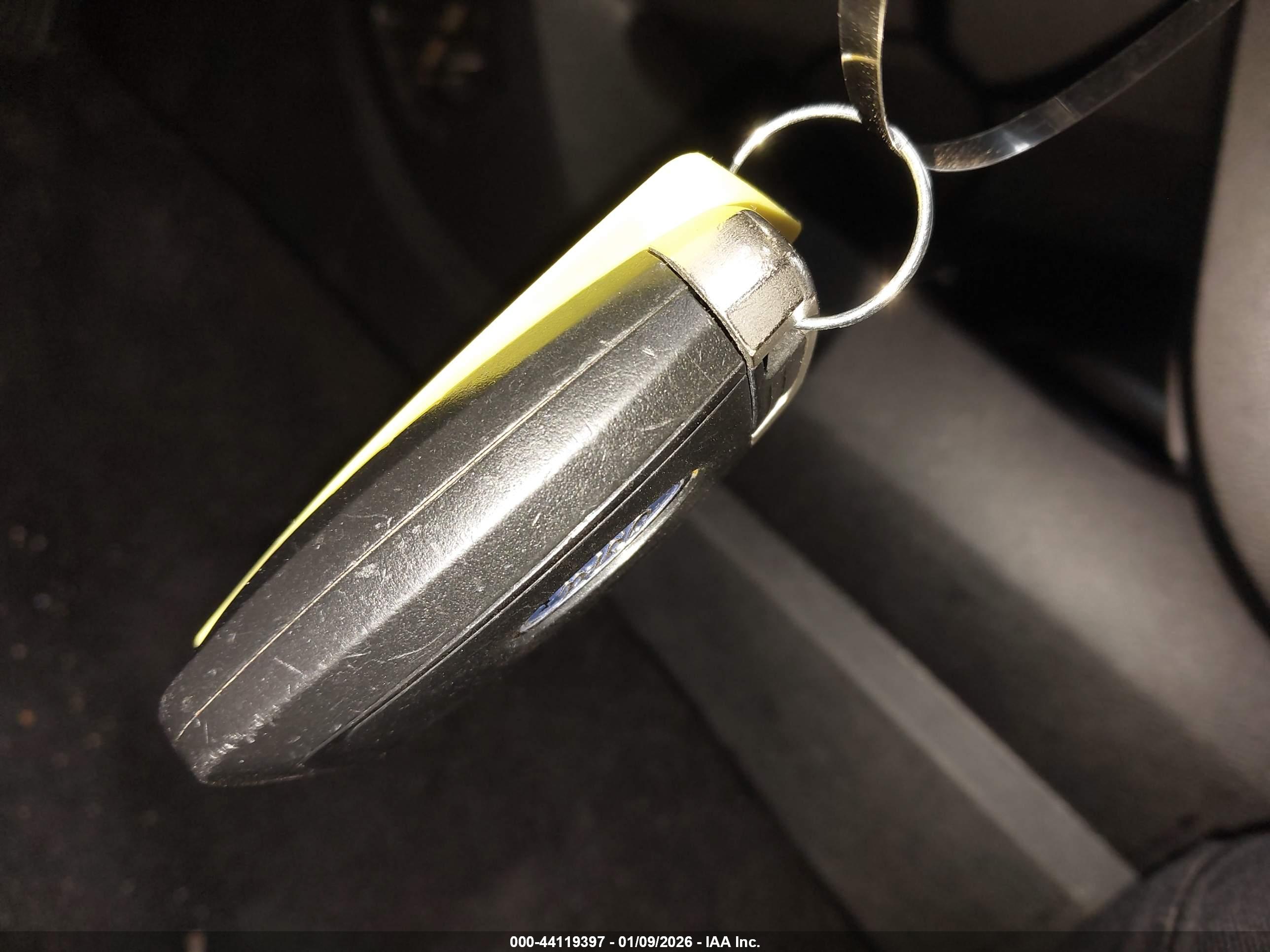 FORD FUSION image 11