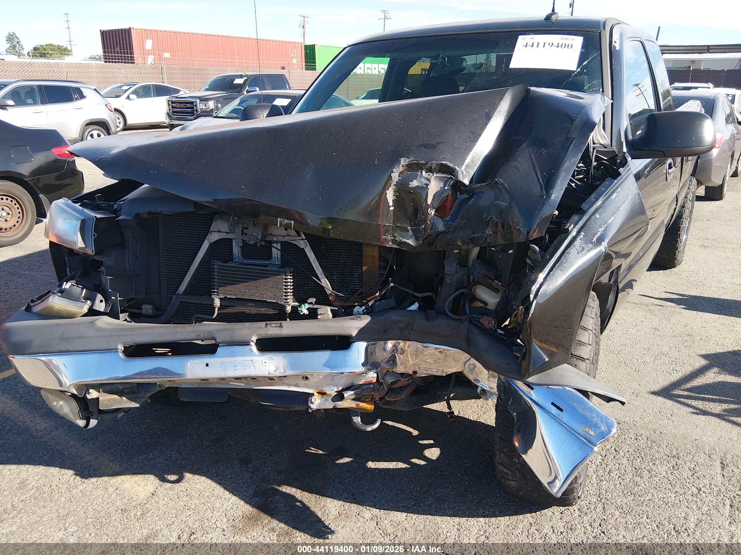 CHEVROLET SILVERADO image 6