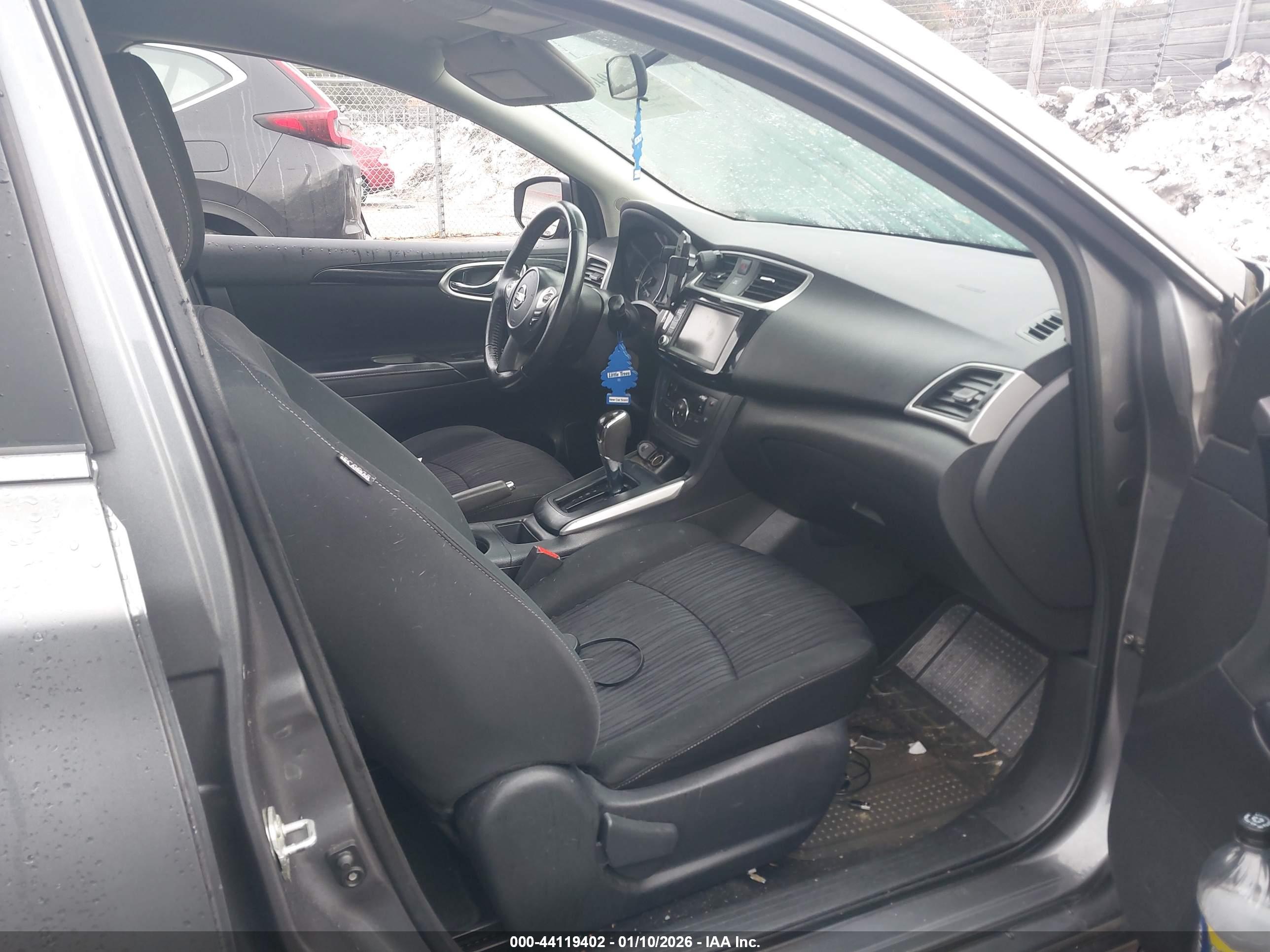 NISSAN SENTRA image 5