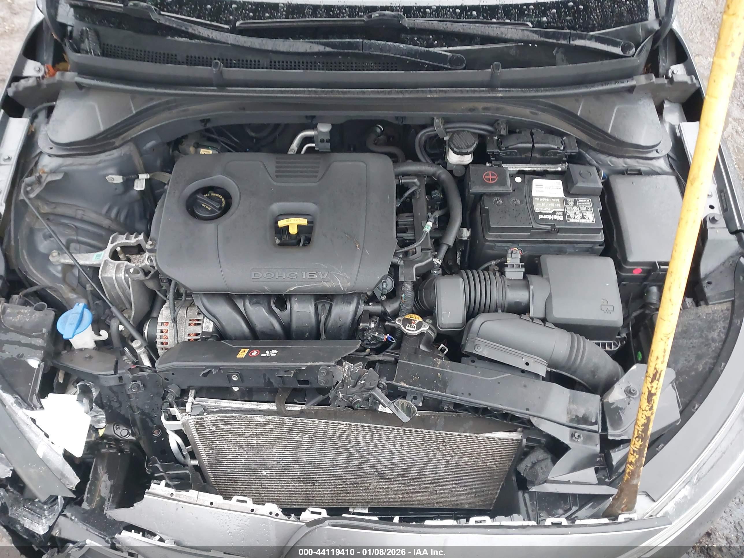 HYUNDAI ELANTRA image 10