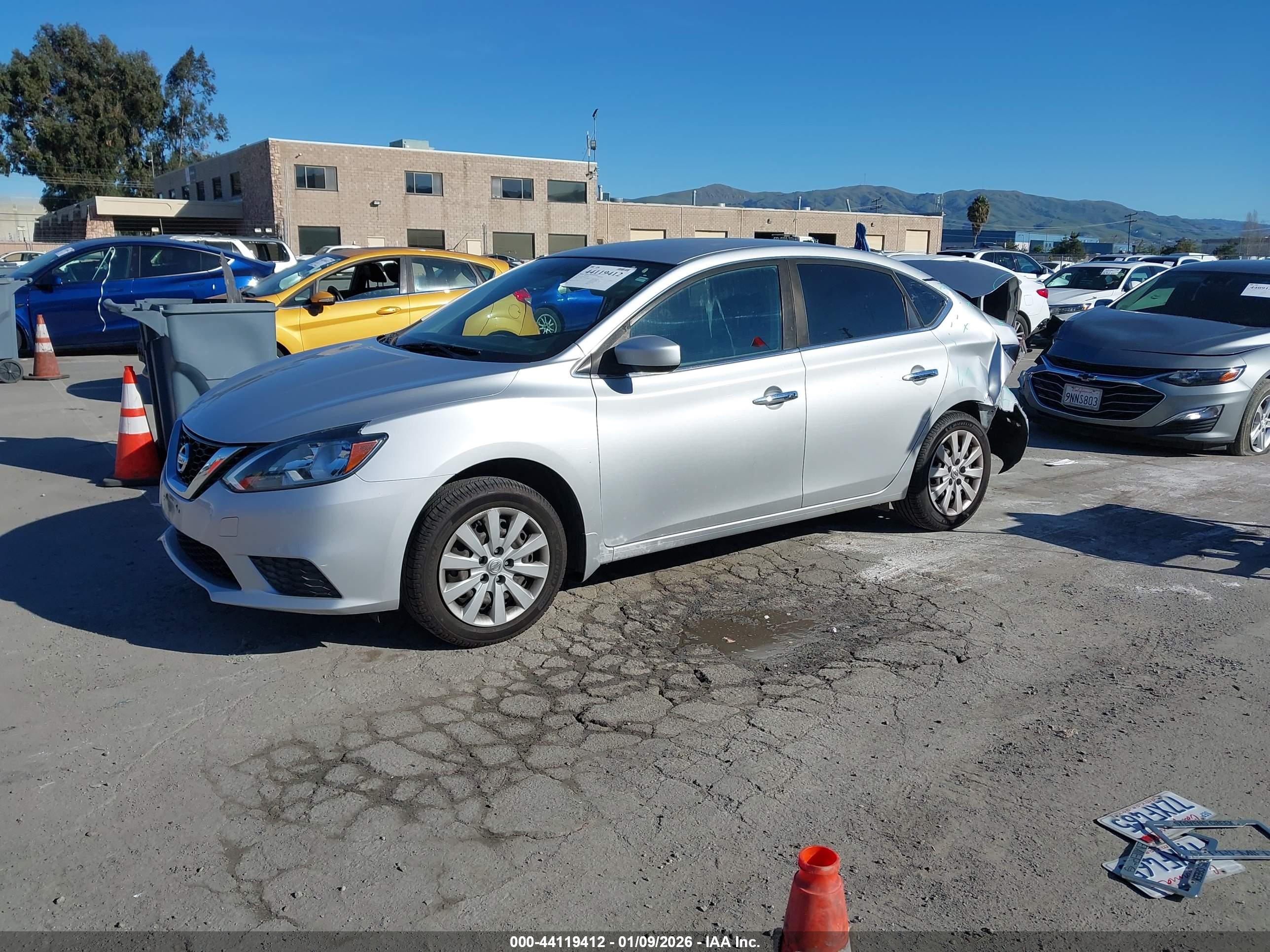NISSAN SENTRA image 2