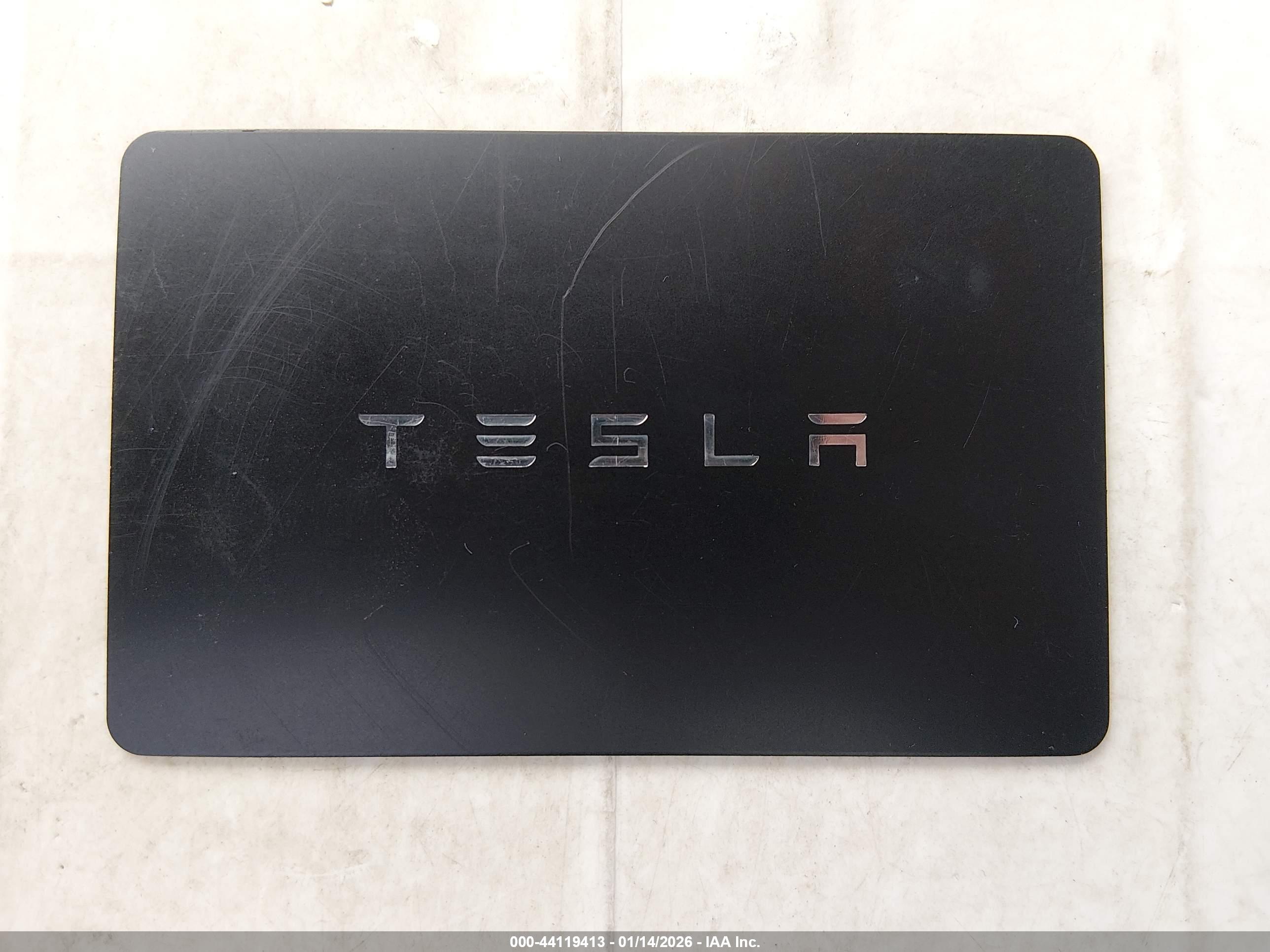 TESLA MODEL image 11