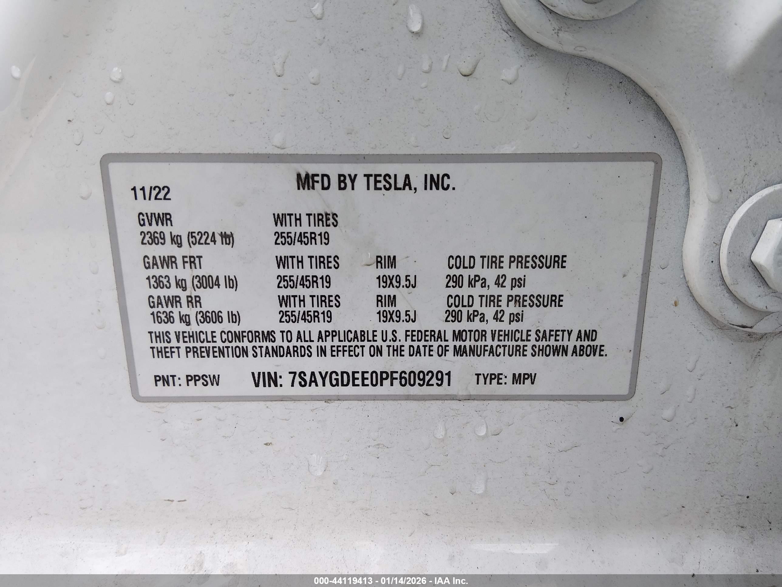 TESLA MODEL image 9