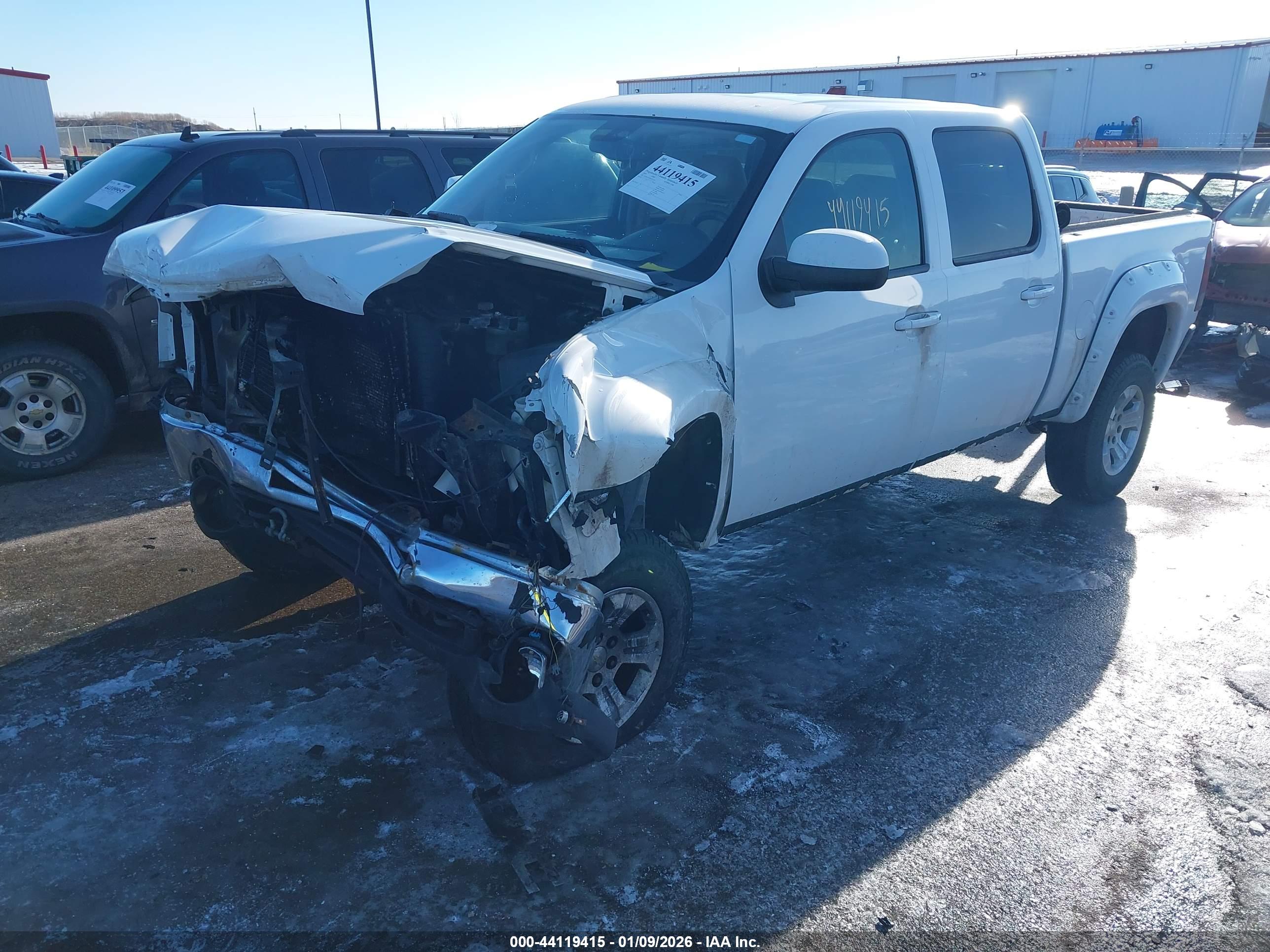 GMC SIERRA image 2
