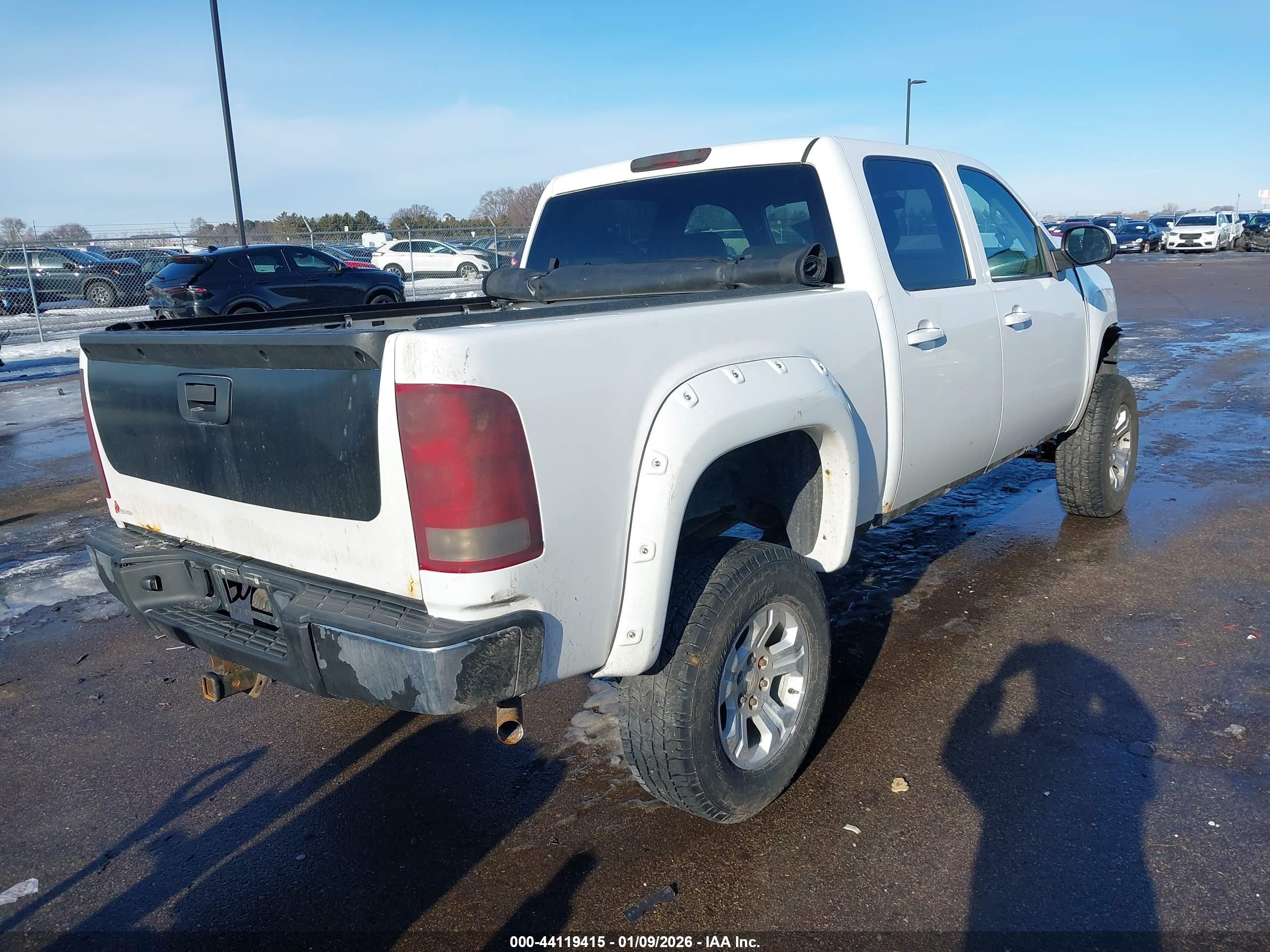 GMC SIERRA image 4