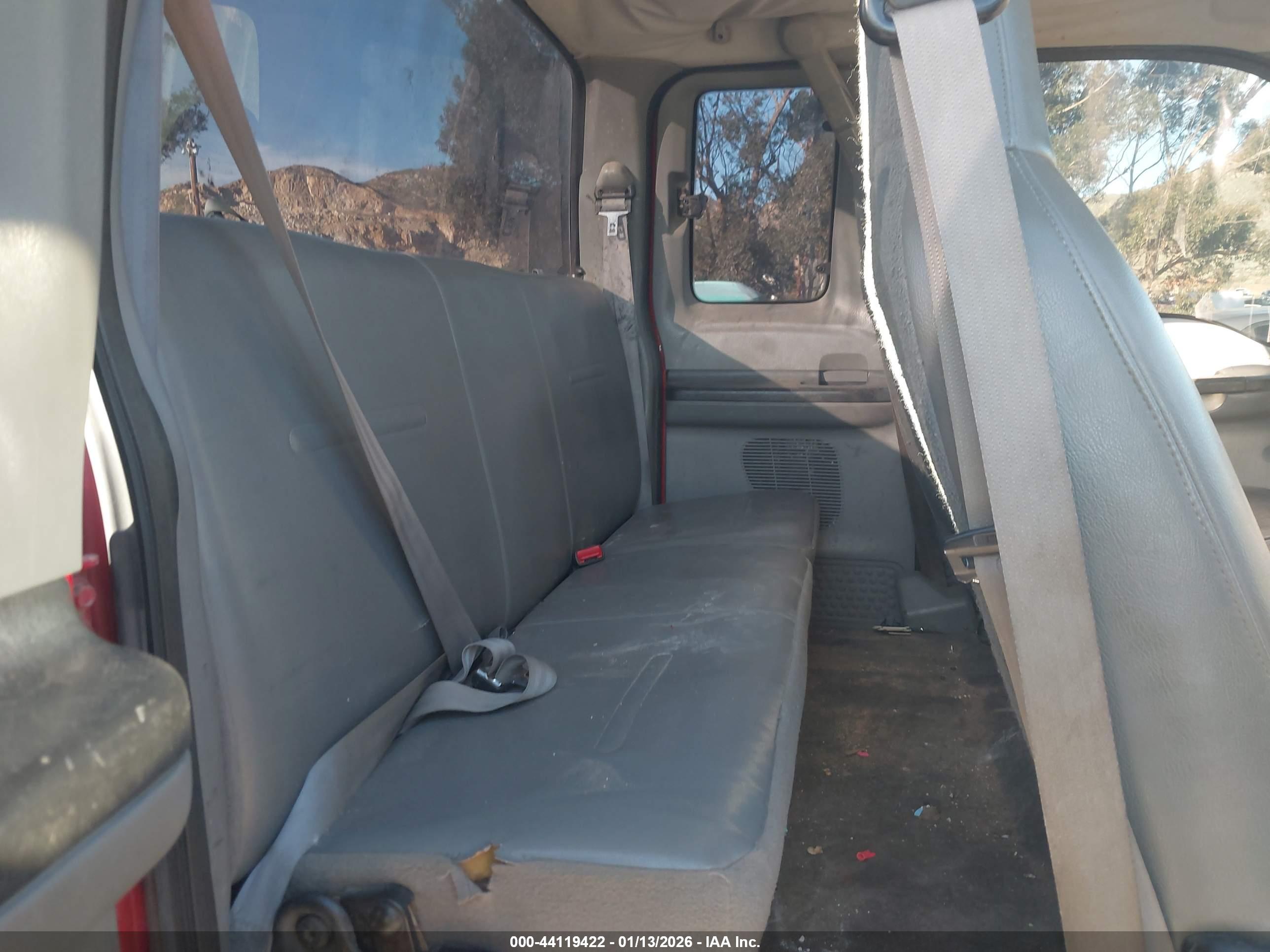FORD F-250 image 8