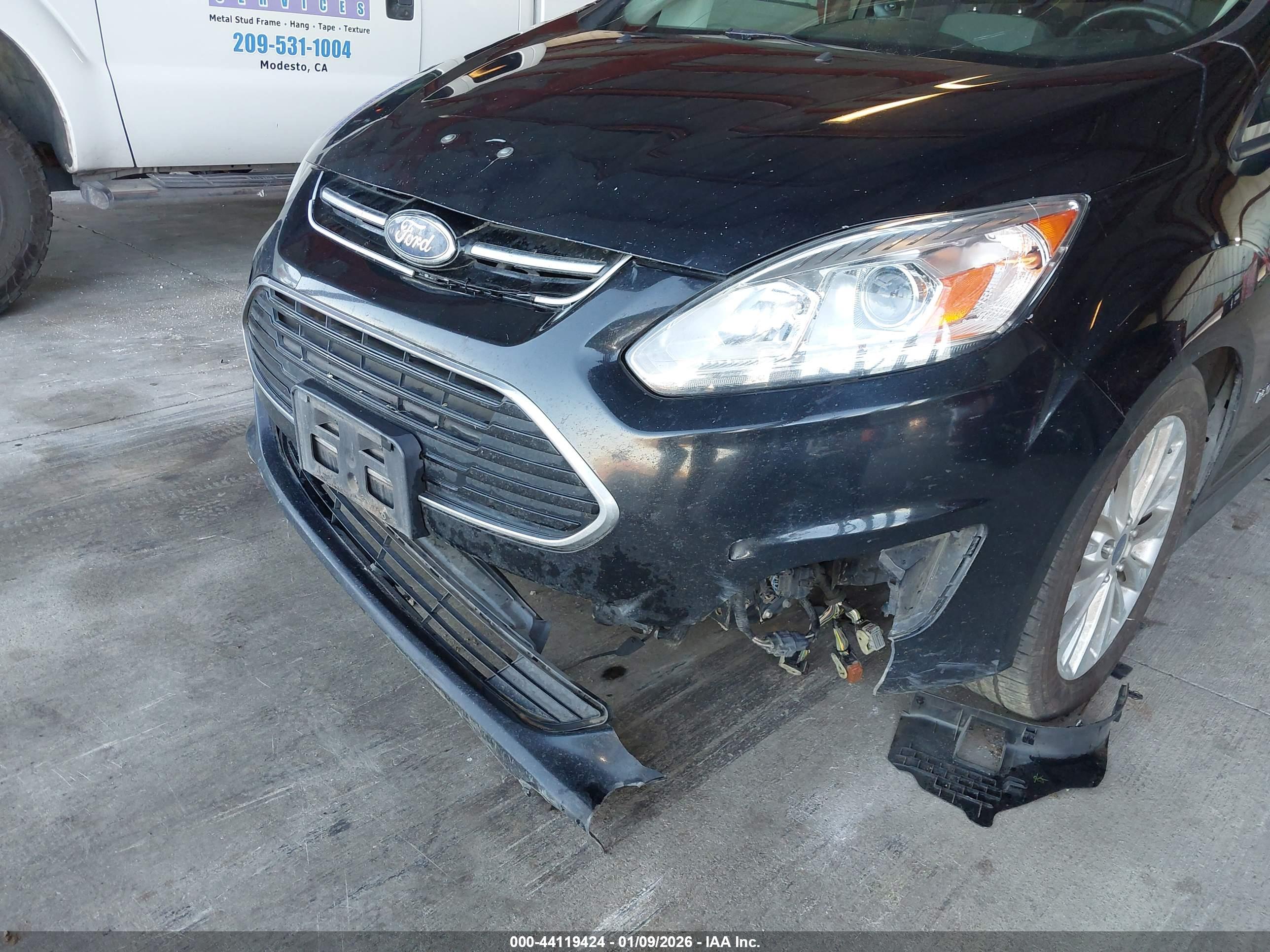 FORD C-MAX image 6